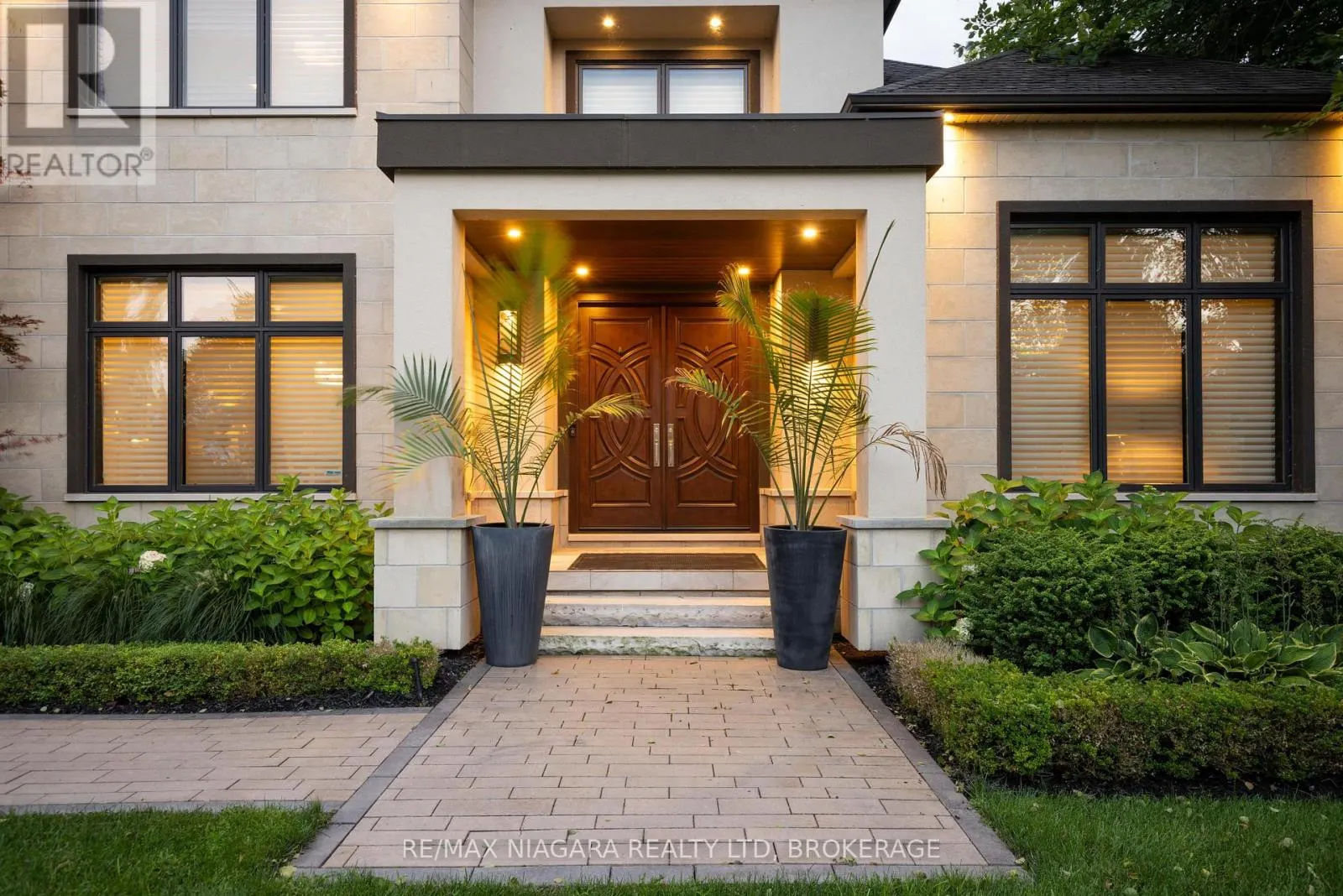 362 NIAGARA BOULEVARD