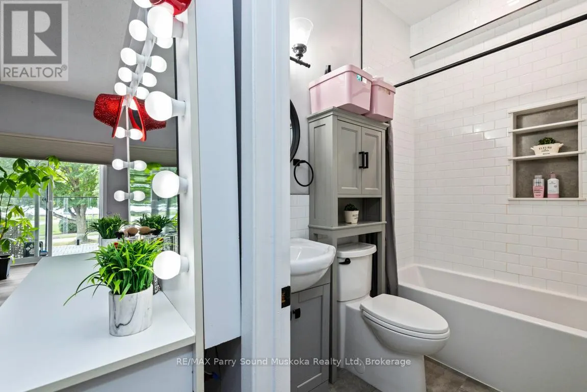 4 - 21 PROSPECT STREET #4