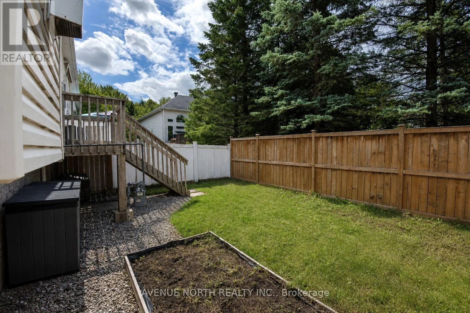 141 GLADEVIEW PRIVATE