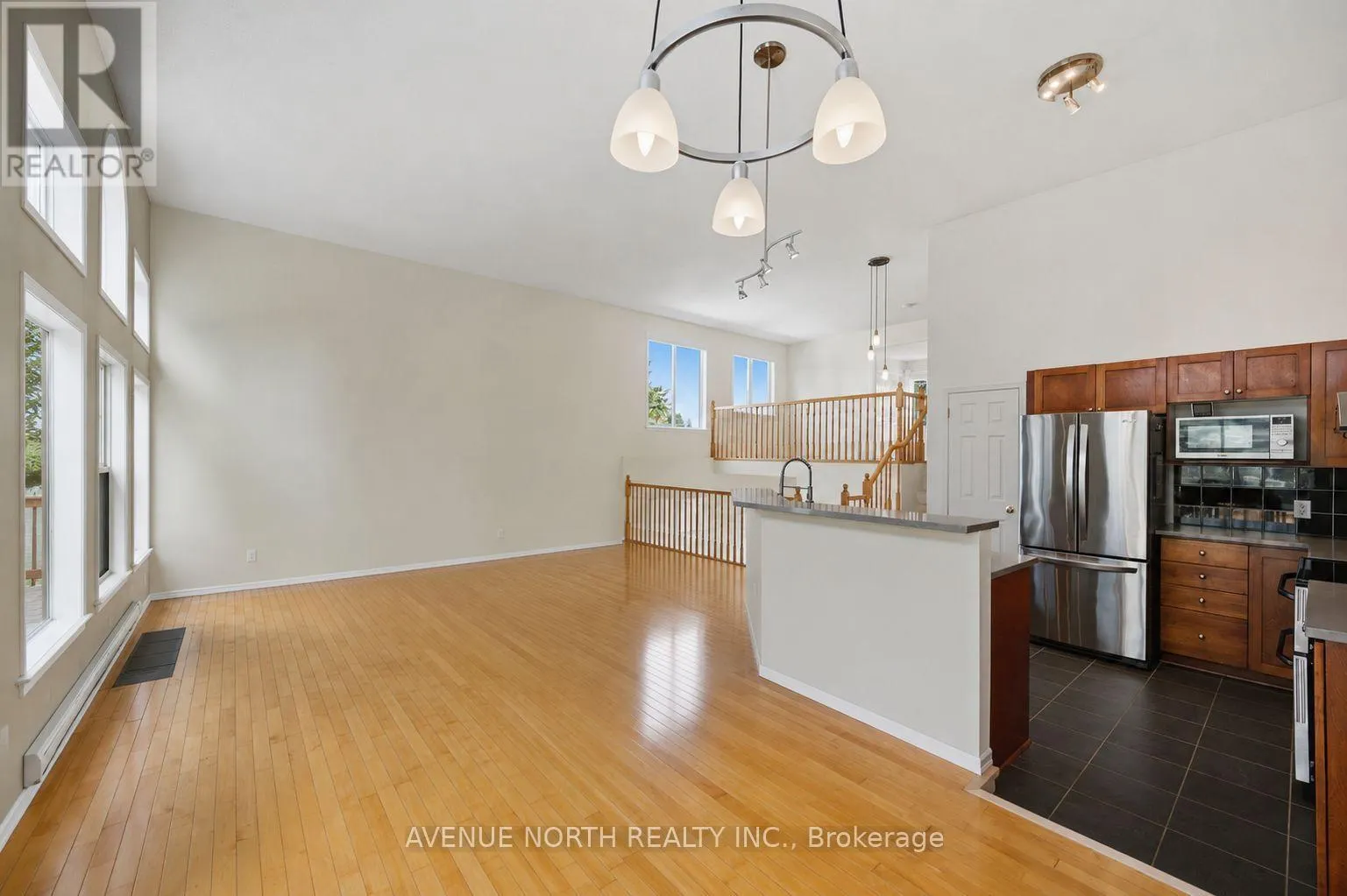 141 GLADEVIEW PRIVATE