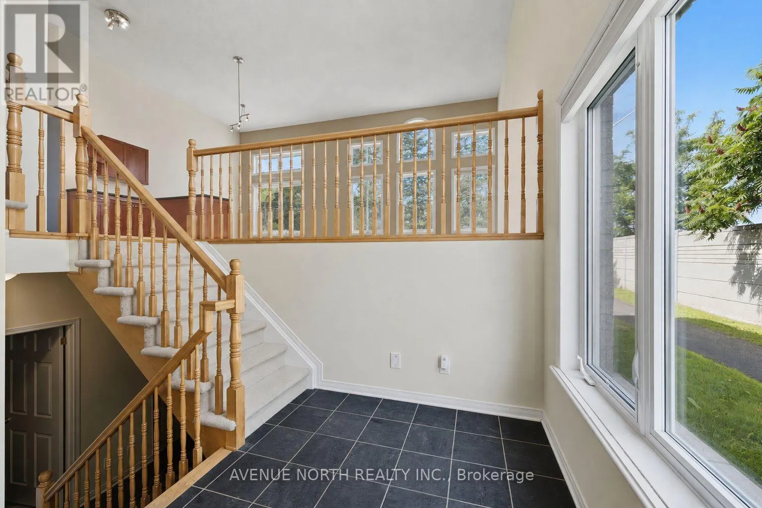 141 GLADEVIEW PRIVATE