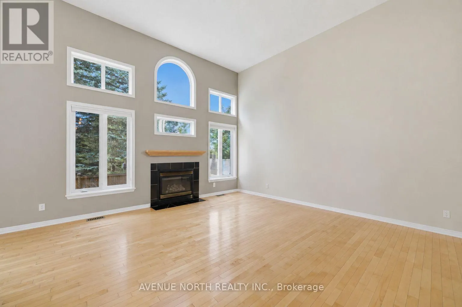 141 GLADEVIEW PRIVATE
