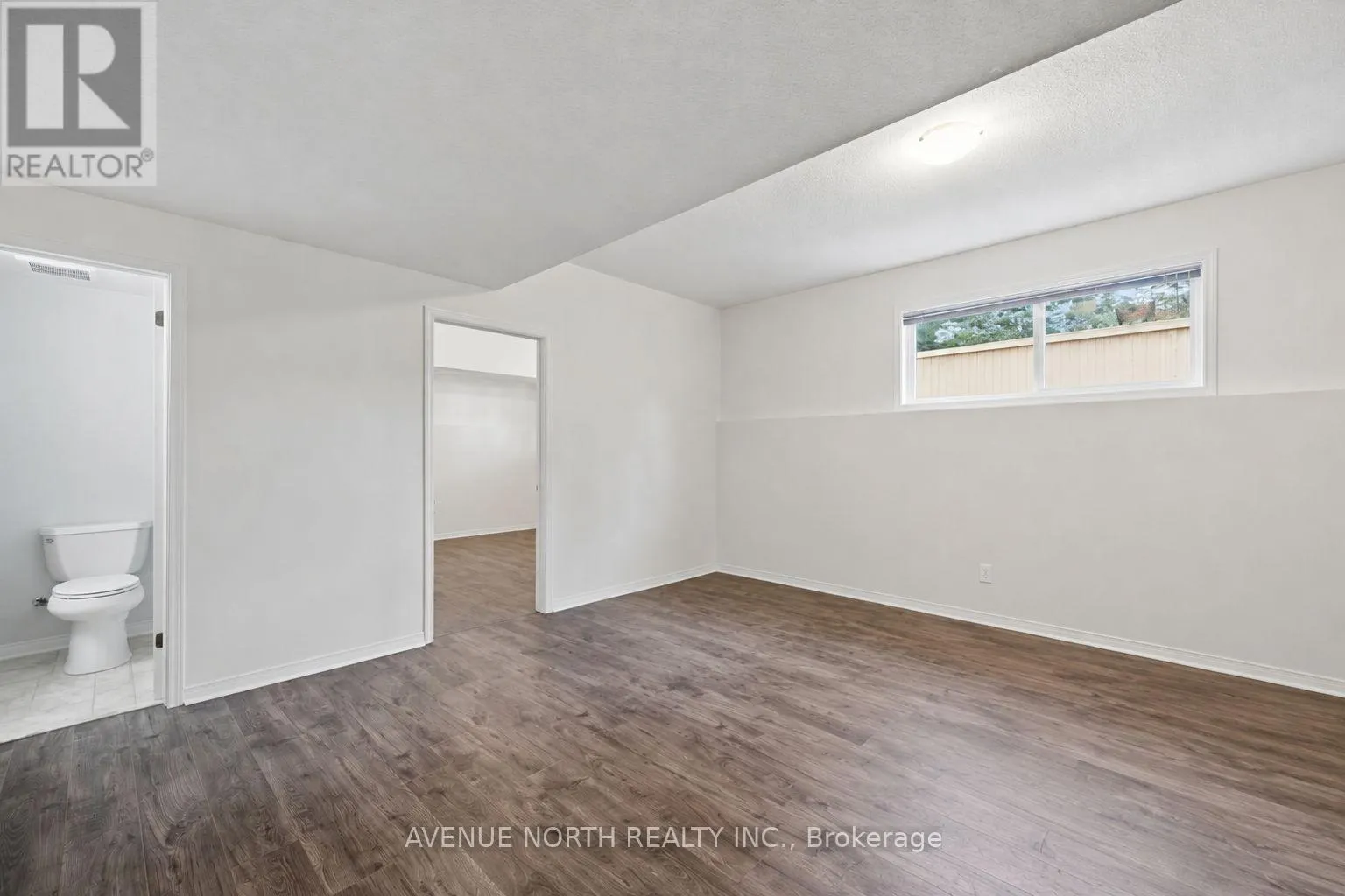 141 GLADEVIEW PRIVATE