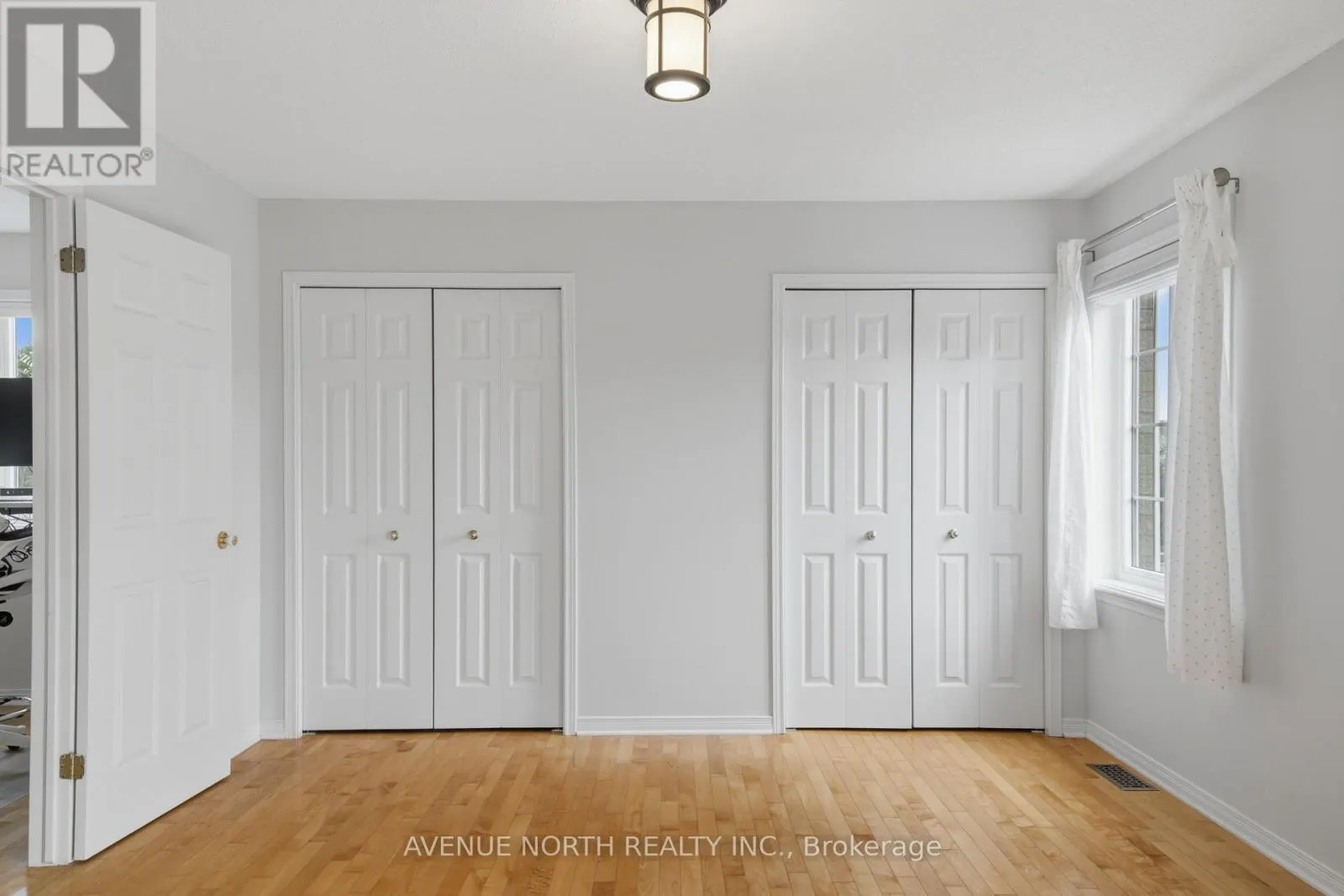 141 GLADEVIEW PRIVATE