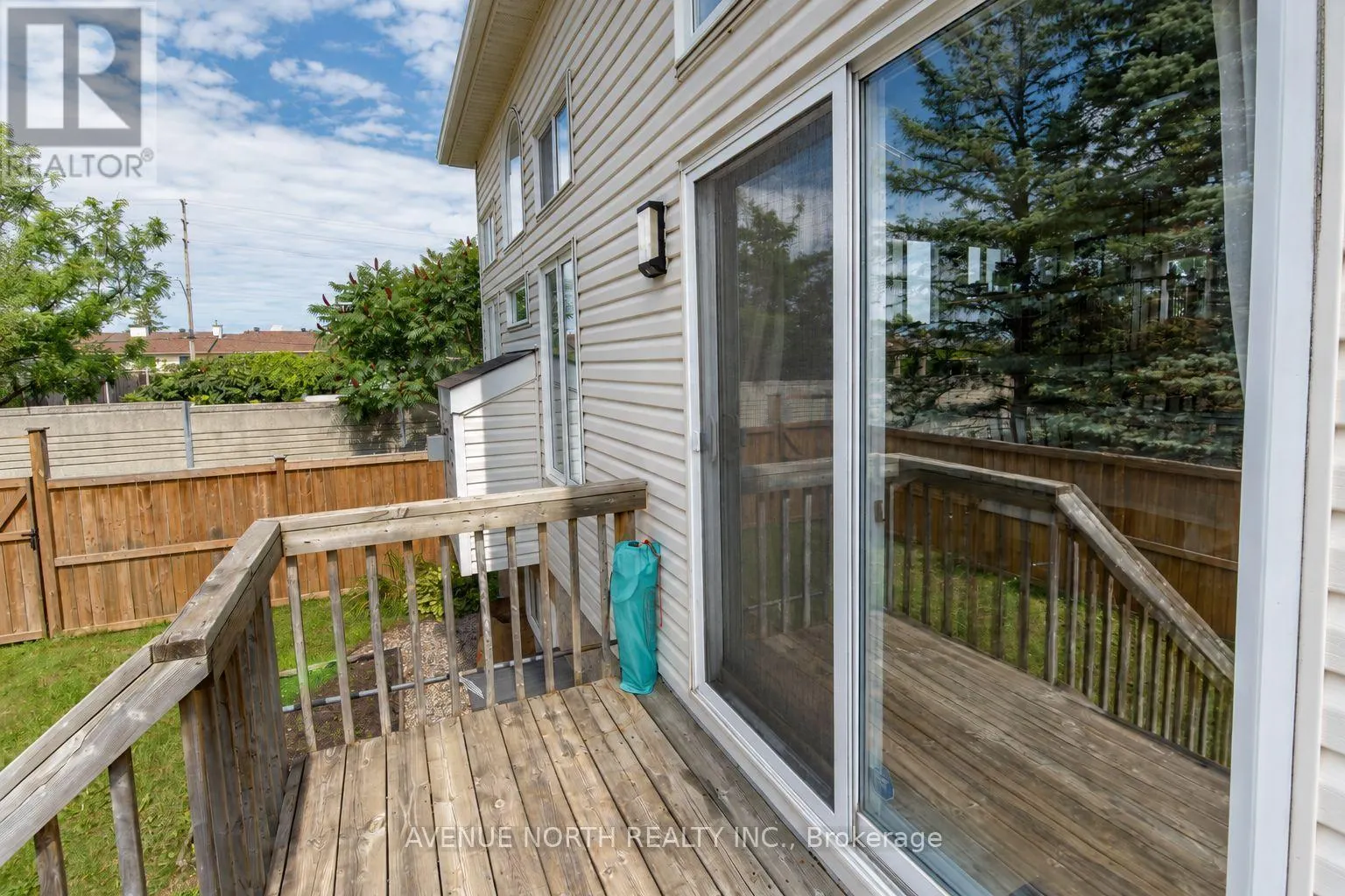 141 GLADEVIEW PRIVATE