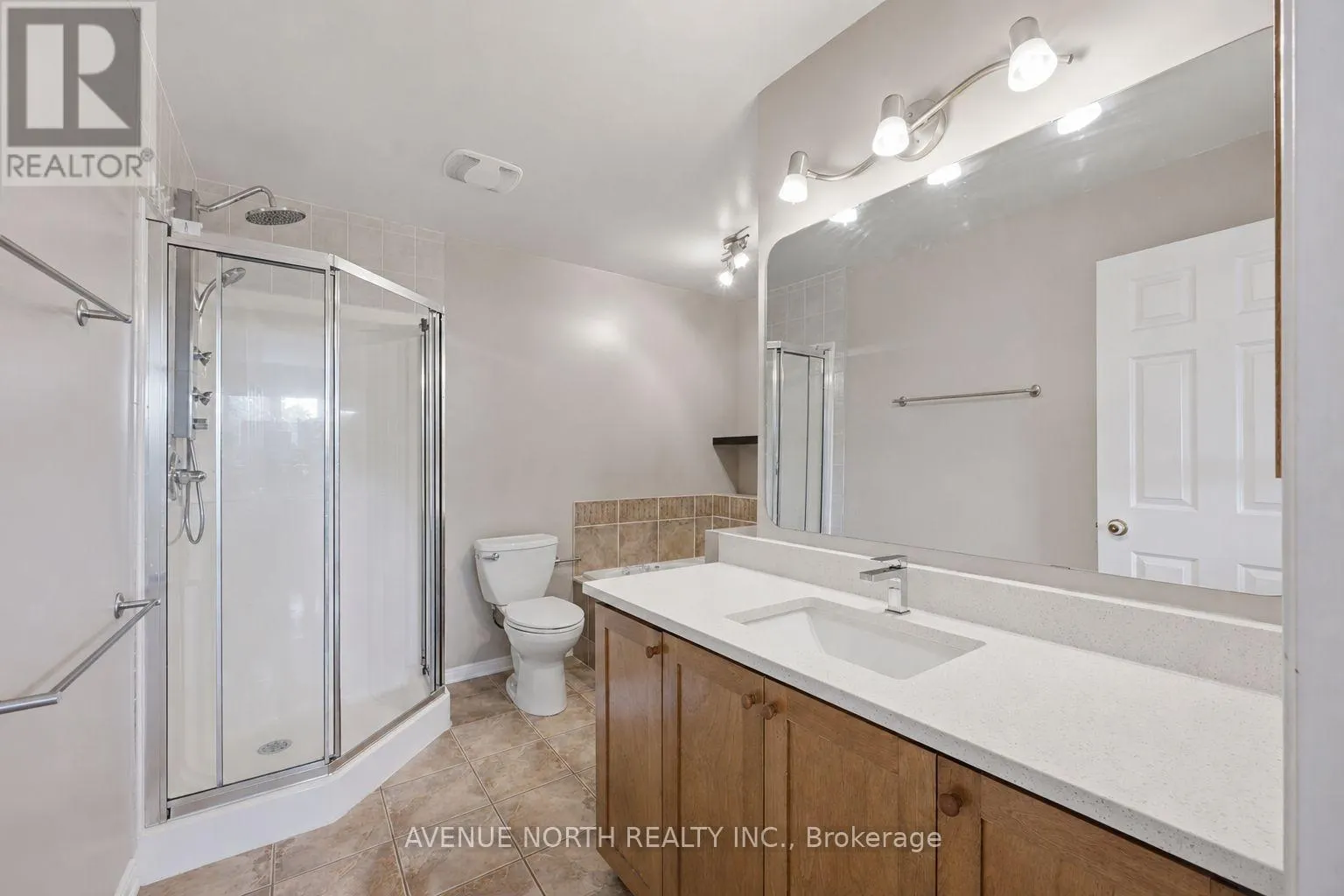 141 GLADEVIEW PRIVATE