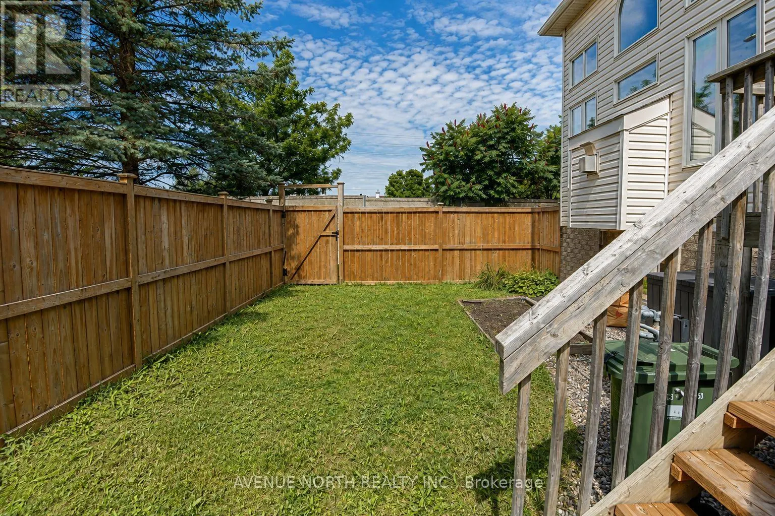 141 GLADEVIEW PRIVATE