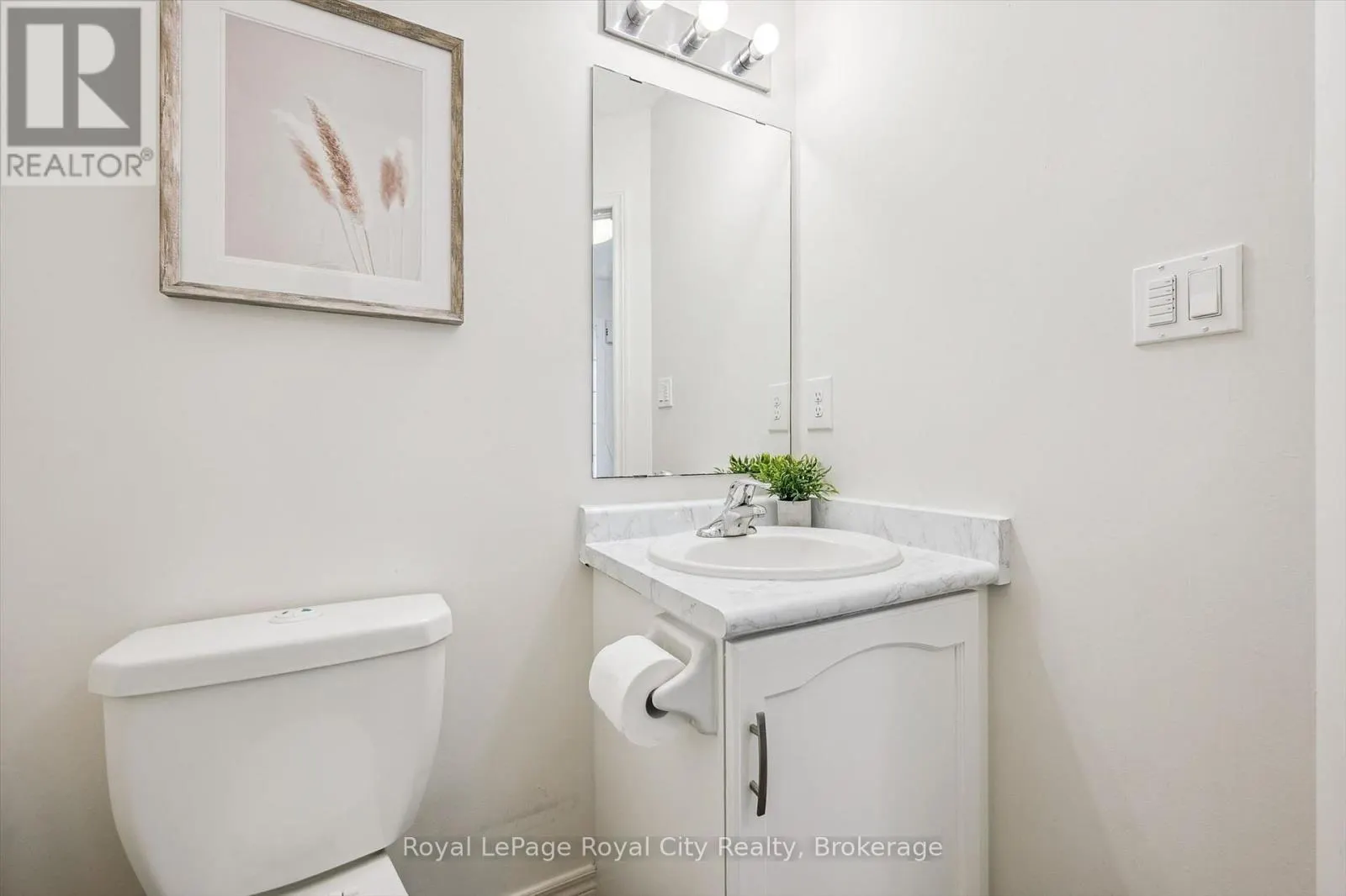 6 - 361 ARKELL ROAD #6