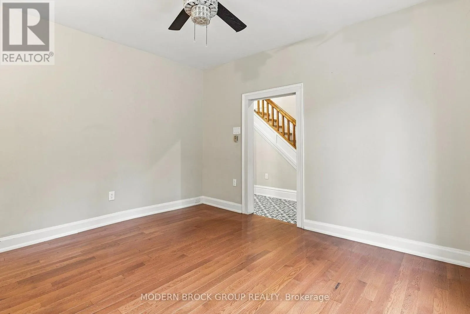 322 KING STREET W