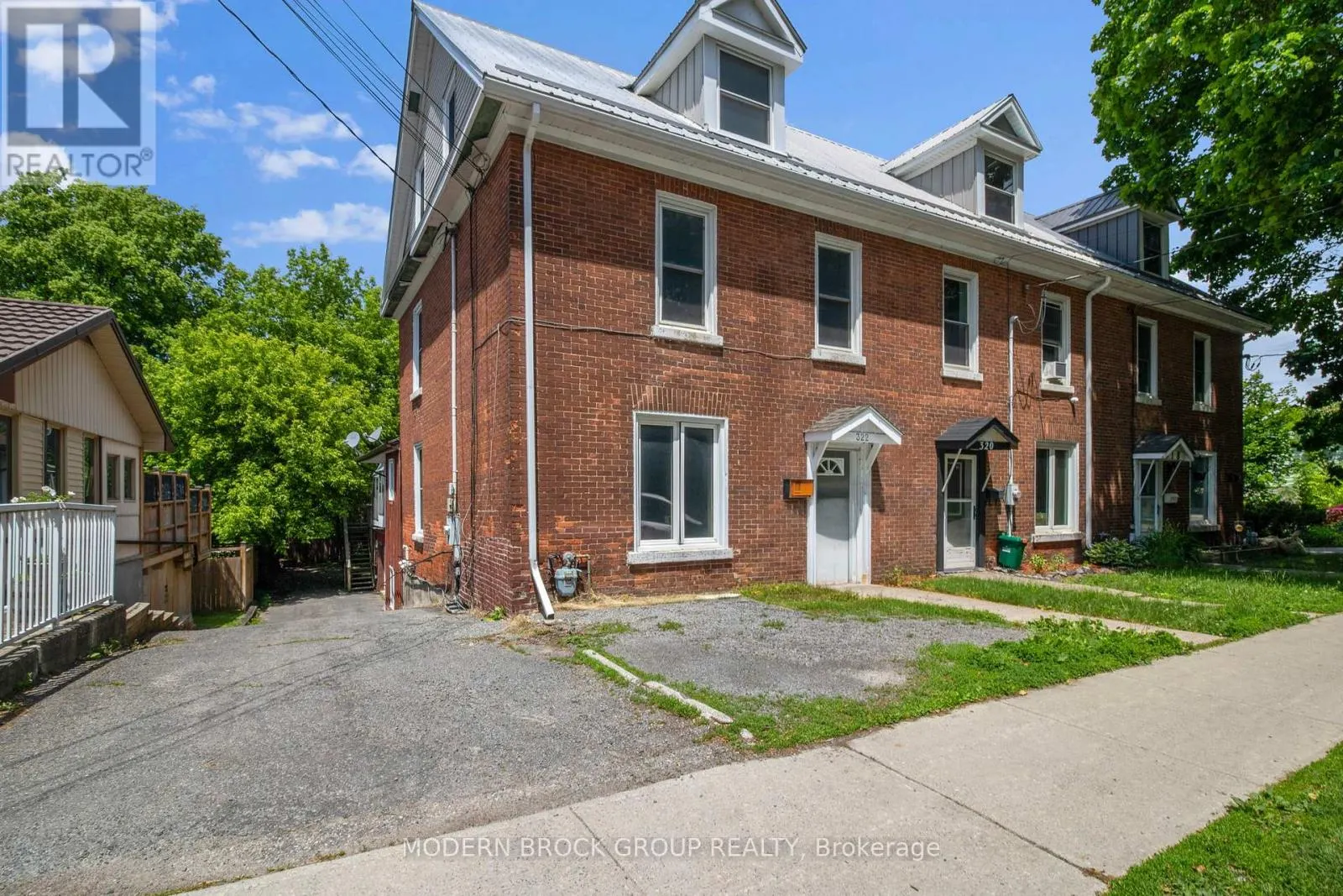 322 KING STREET W