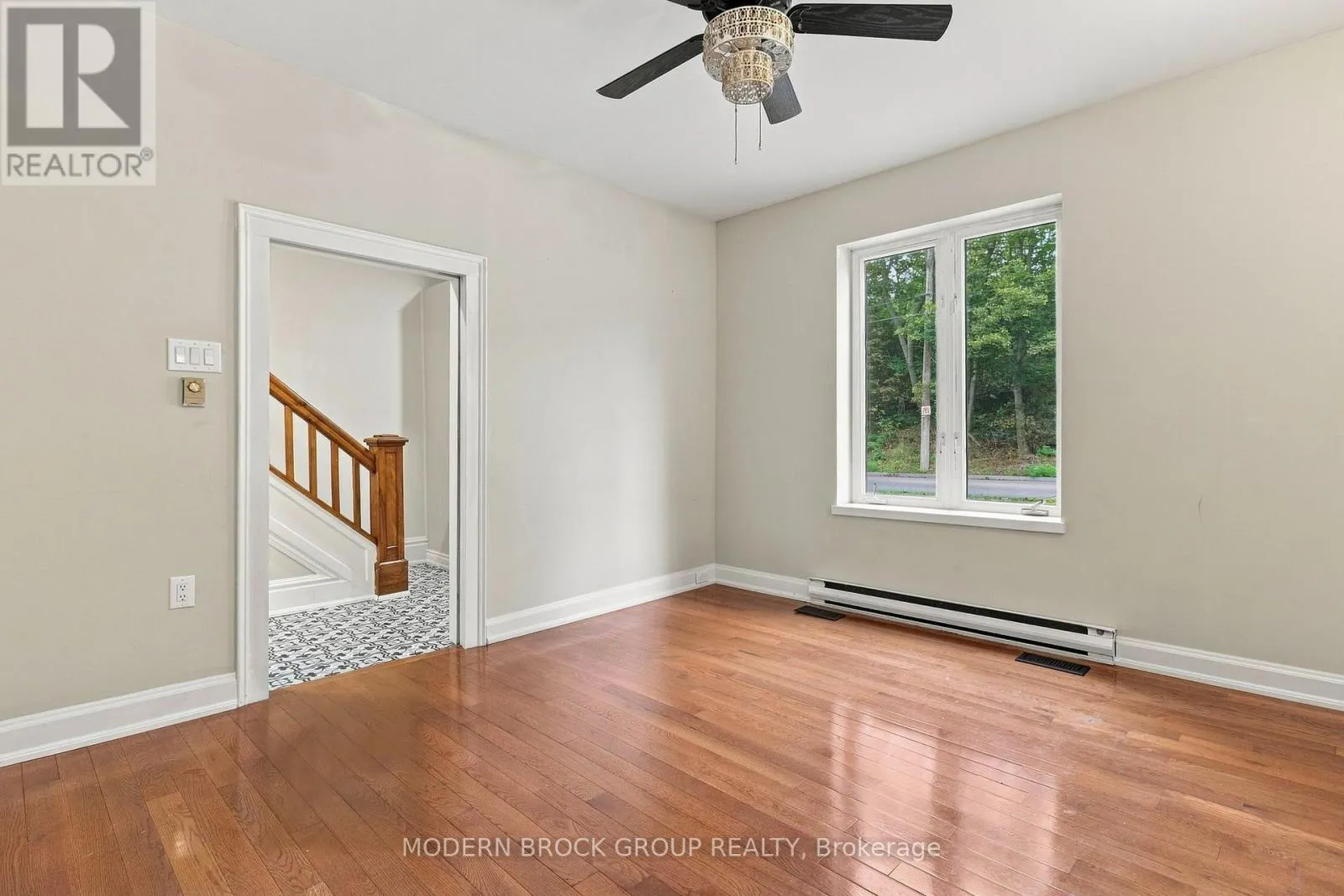 322 KING STREET W