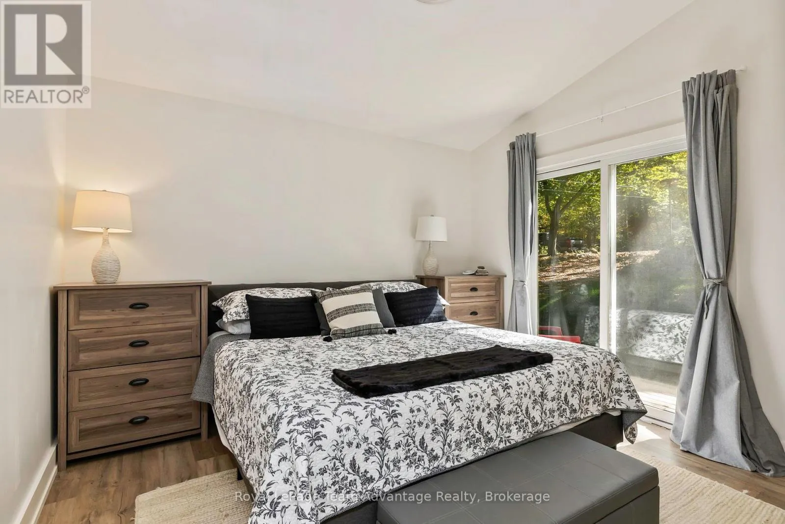 8 FIREFLY WAY
