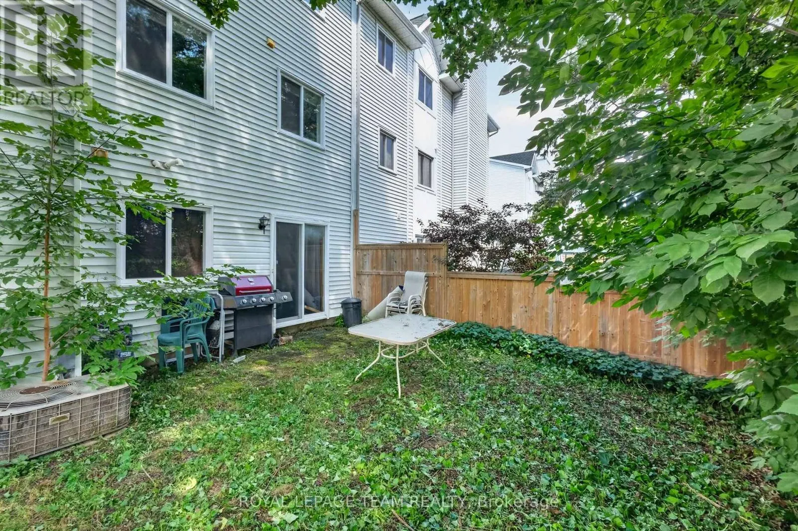 100 - 78 CASTLEGREEN PRIVATE