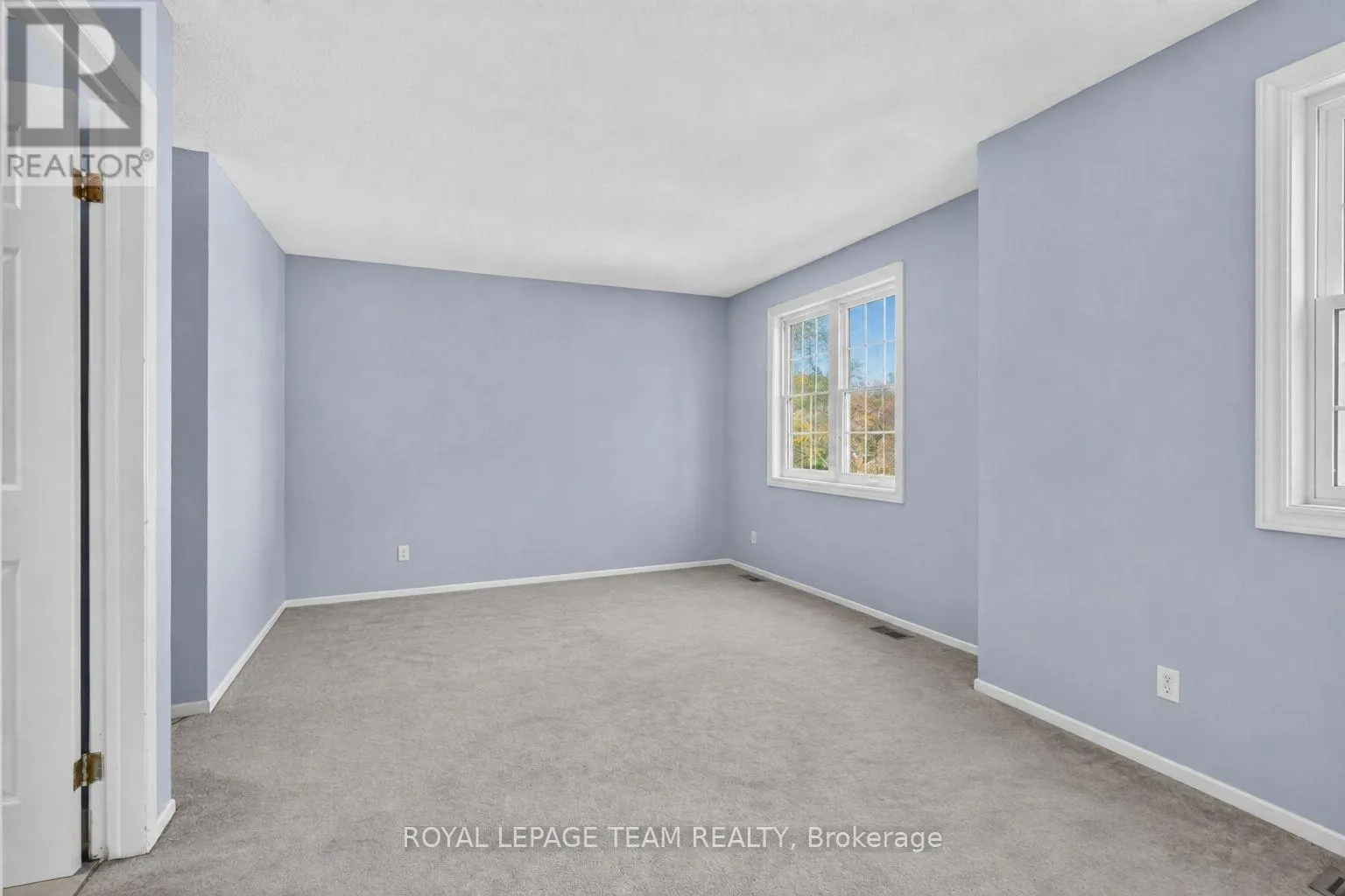 100 - 78 CASTLEGREEN PRIVATE