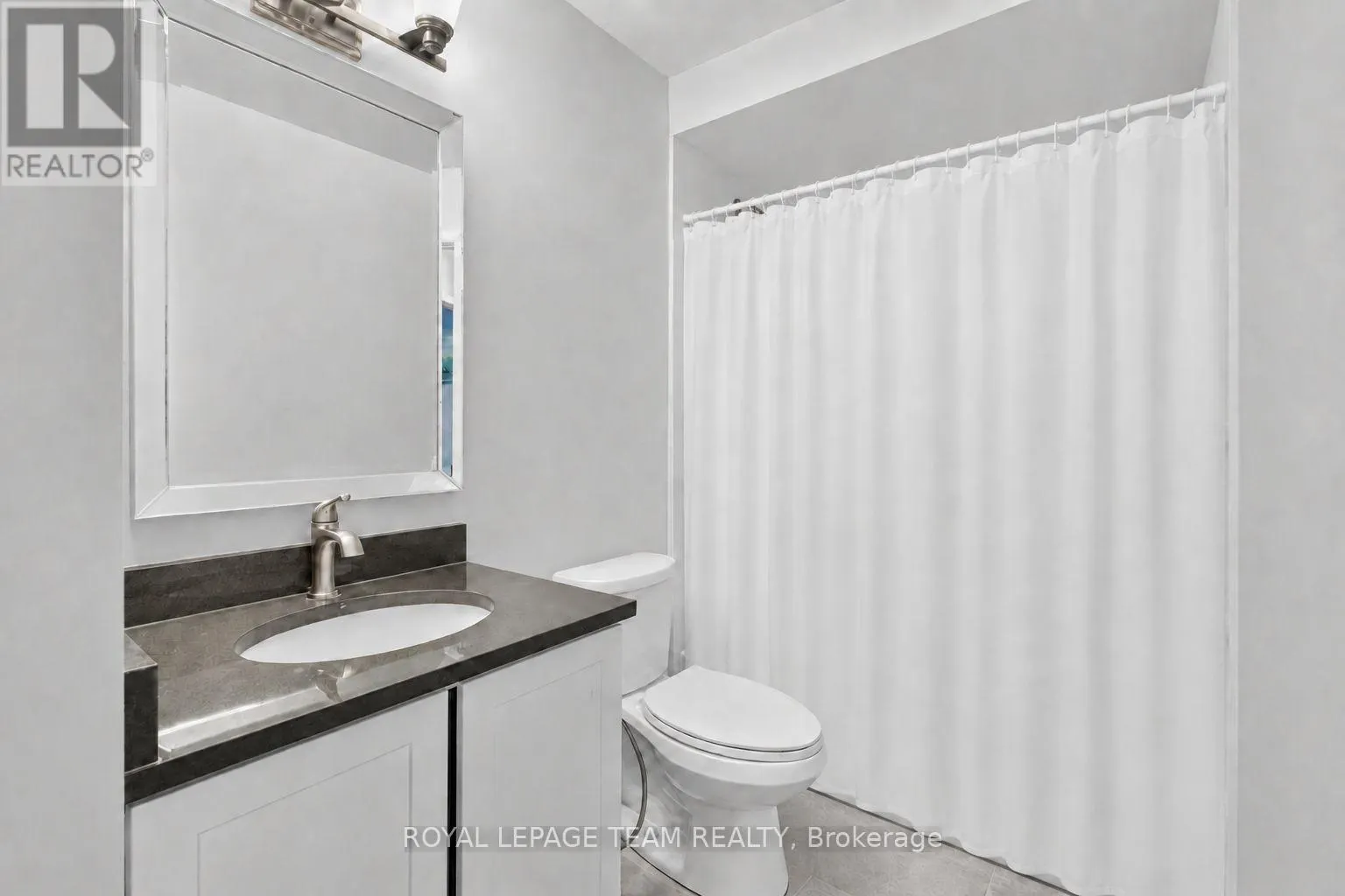 100 - 78 CASTLEGREEN PRIVATE