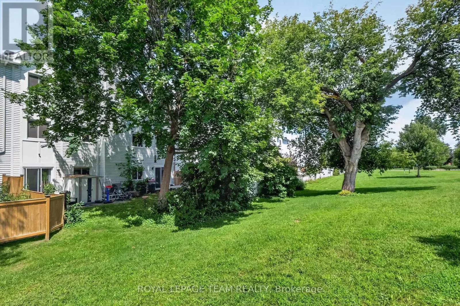 100 - 78 CASTLEGREEN PRIVATE