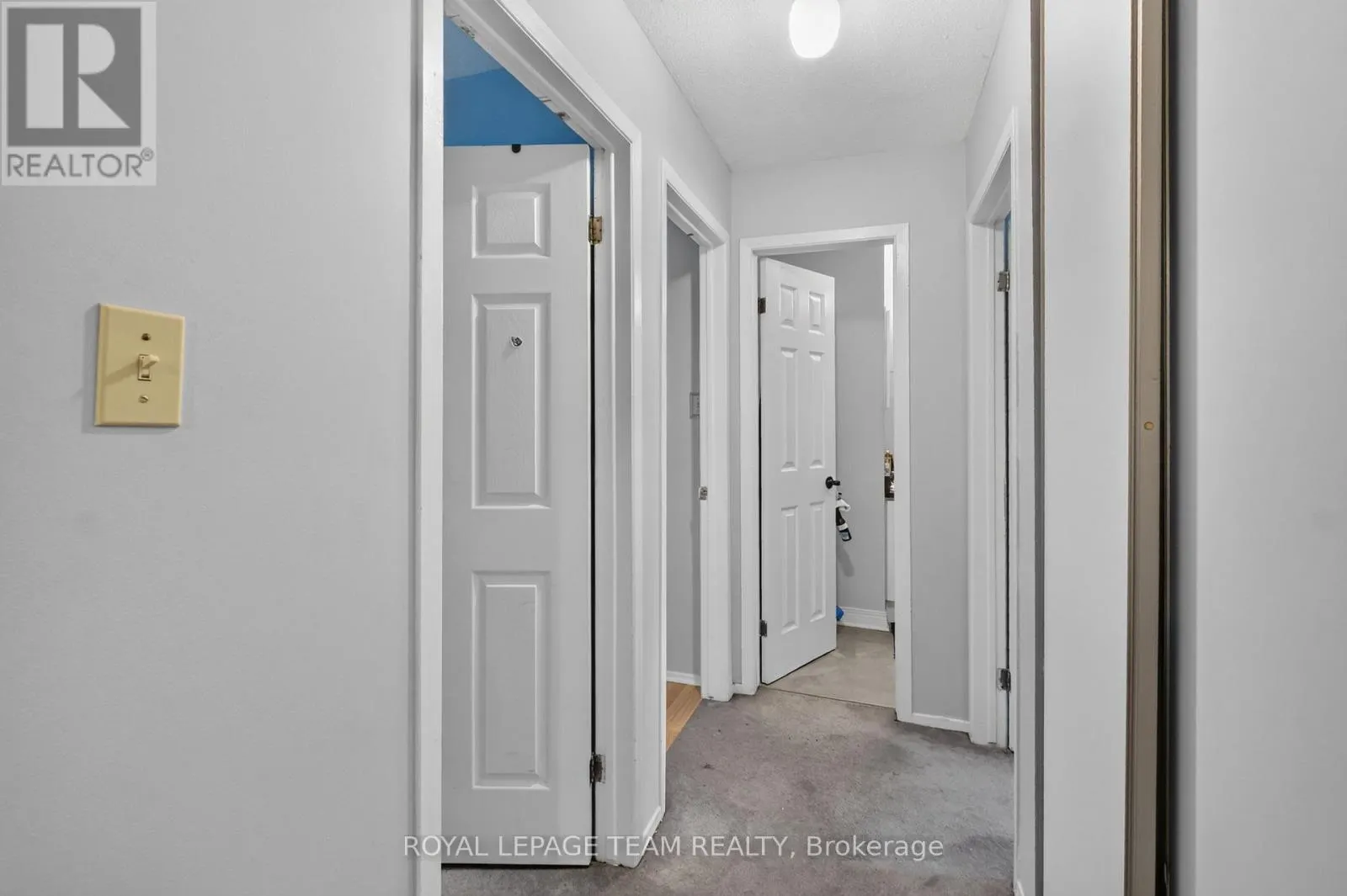 100 - 78 CASTLEGREEN PRIVATE