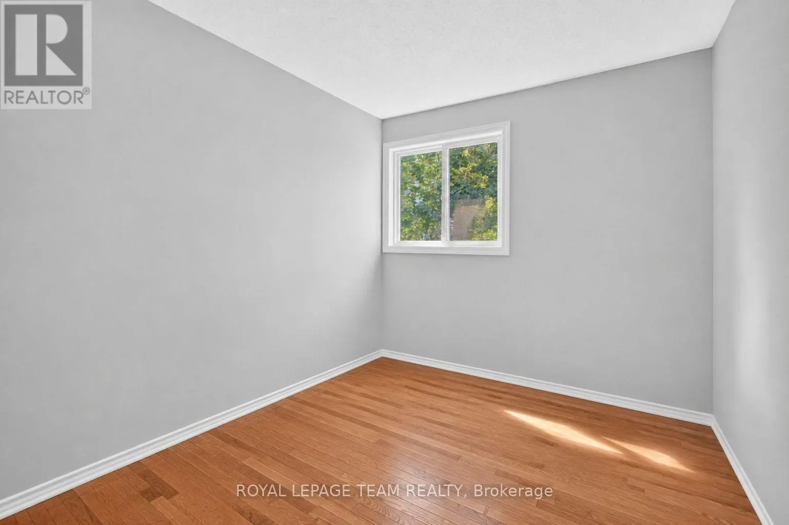 100 - 78 CASTLEGREEN PRIVATE
