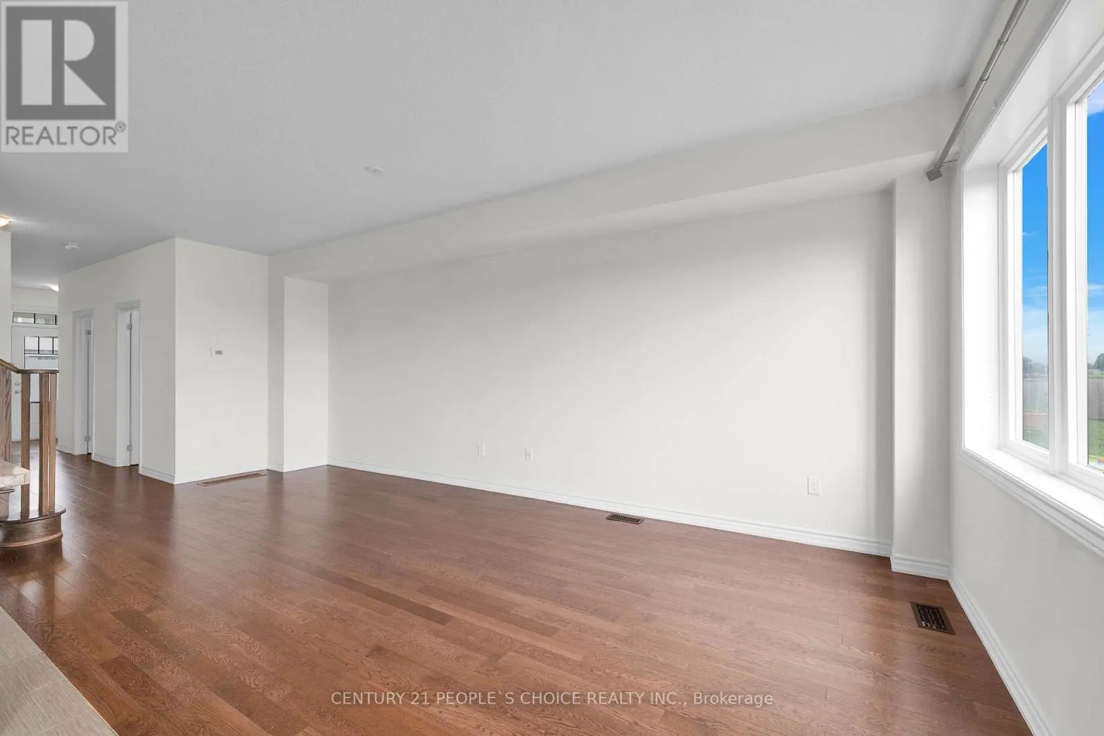 216 EXPLORER WAY