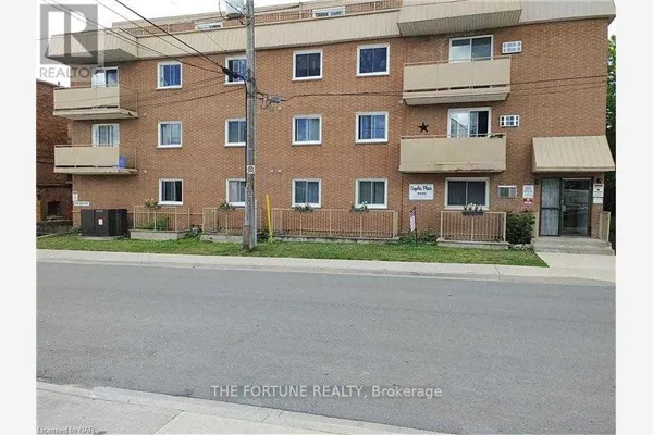 304 - 4692 CRYSLER AVENUE N