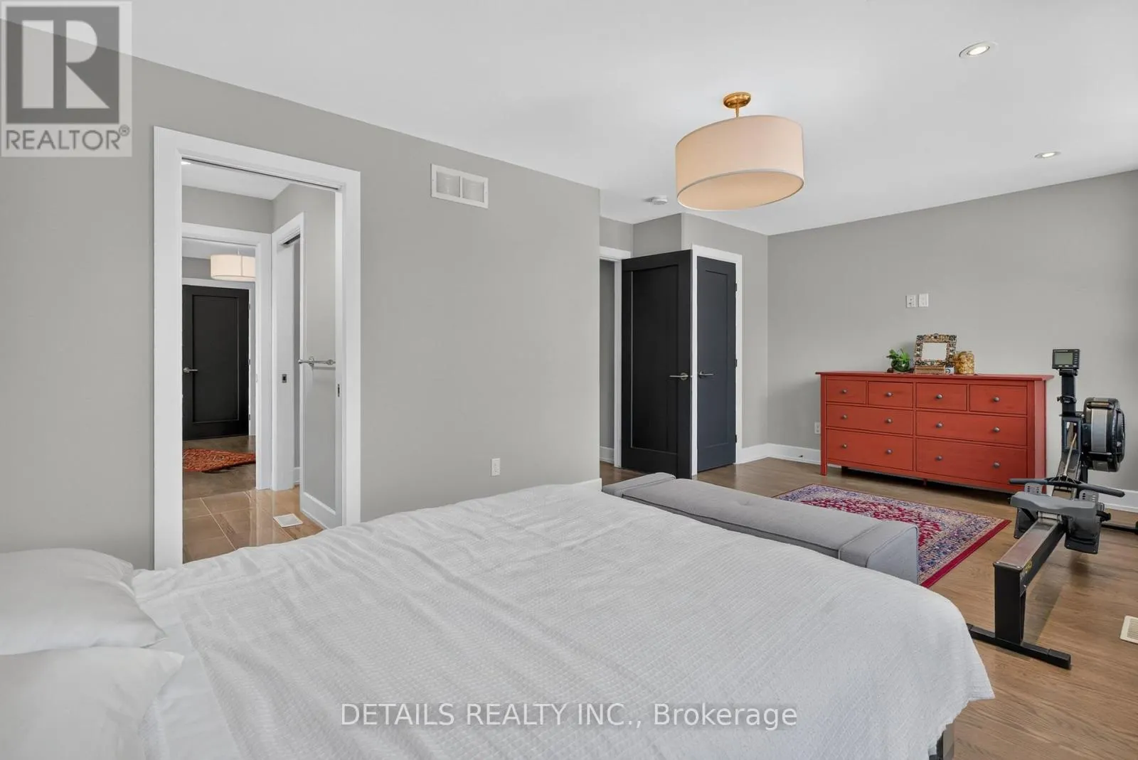 296 KIRCHOFFER AVENUE