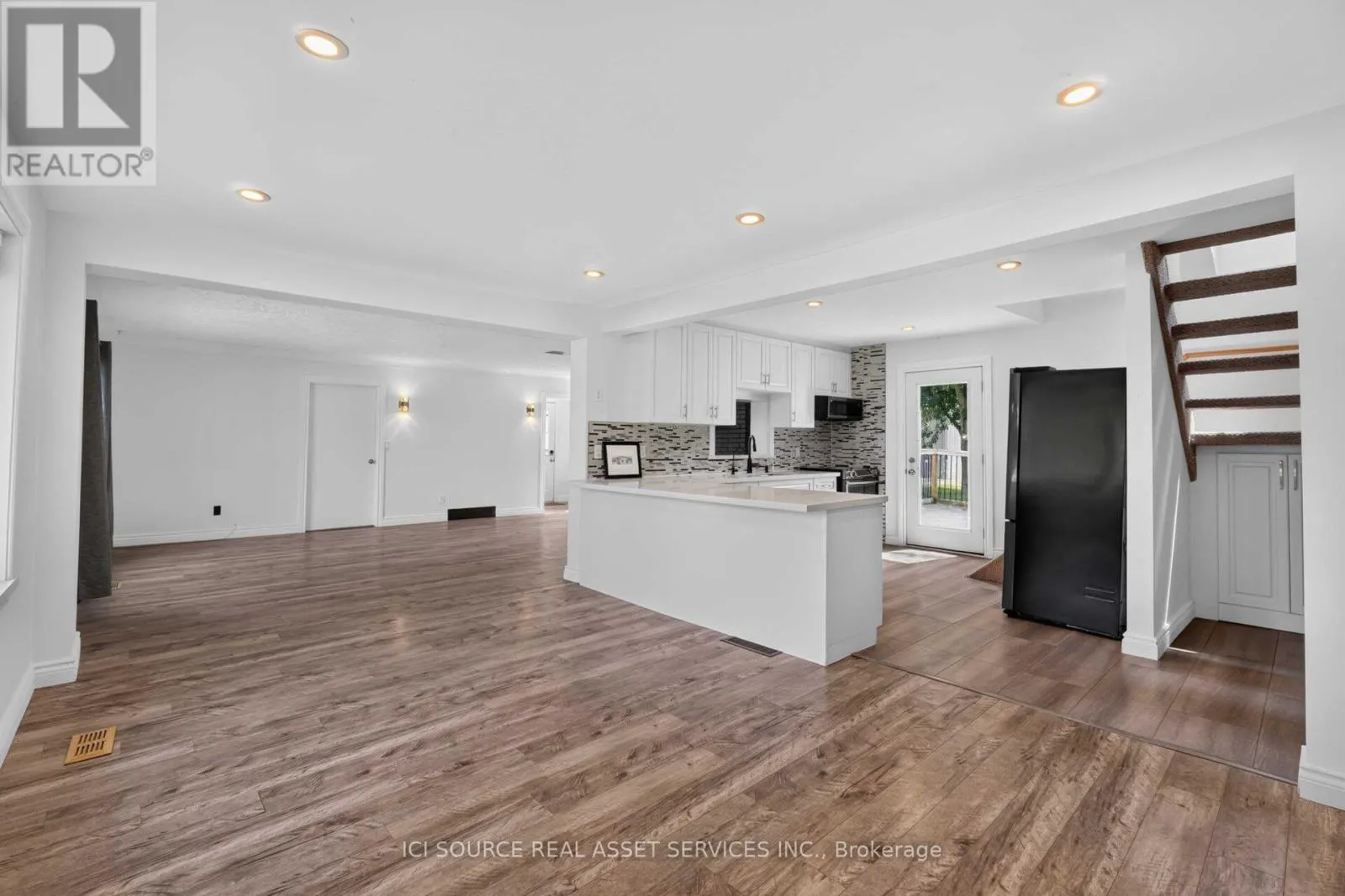 4284 FLY ROAD