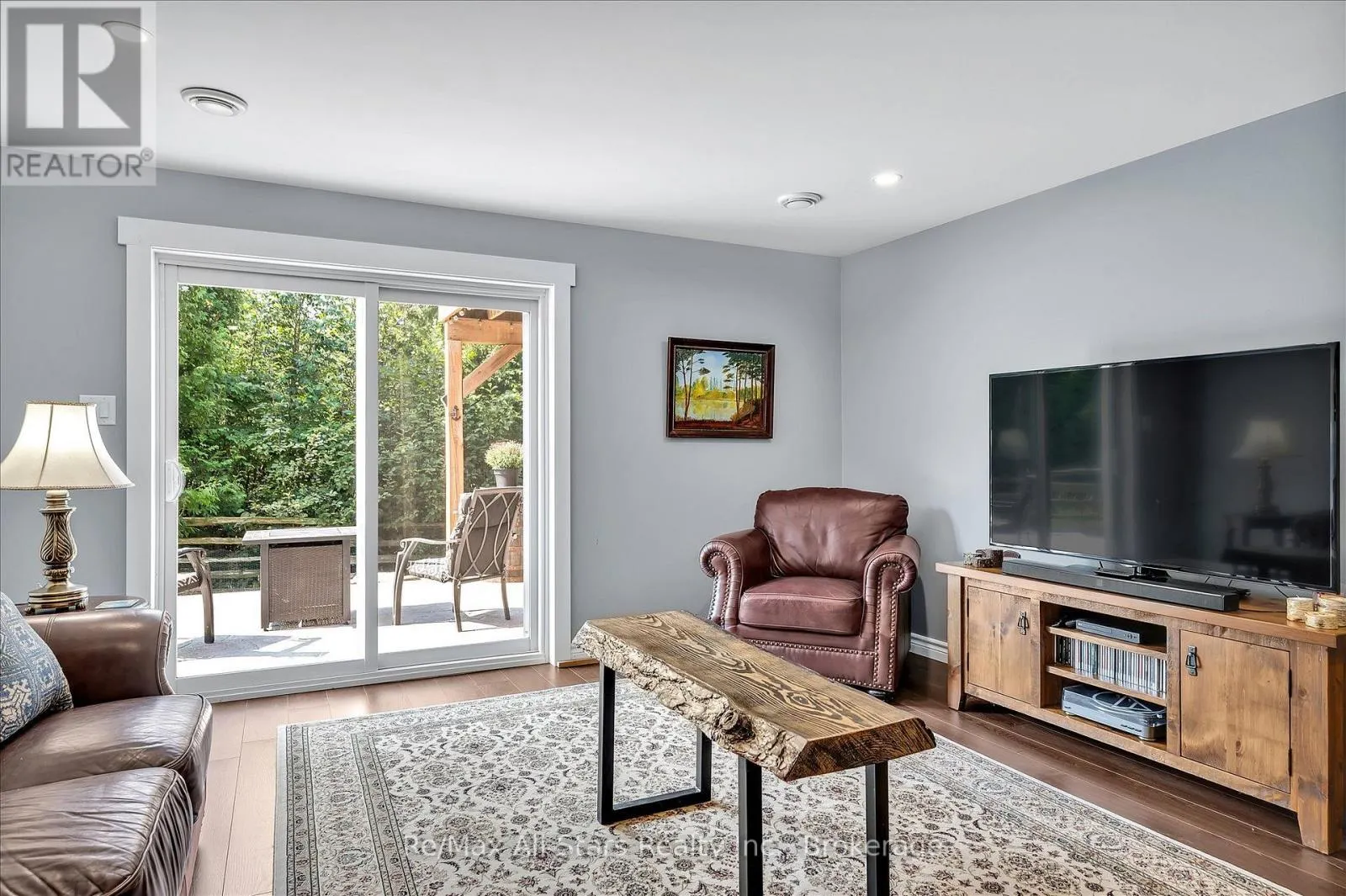 299 BARRY ROAD
