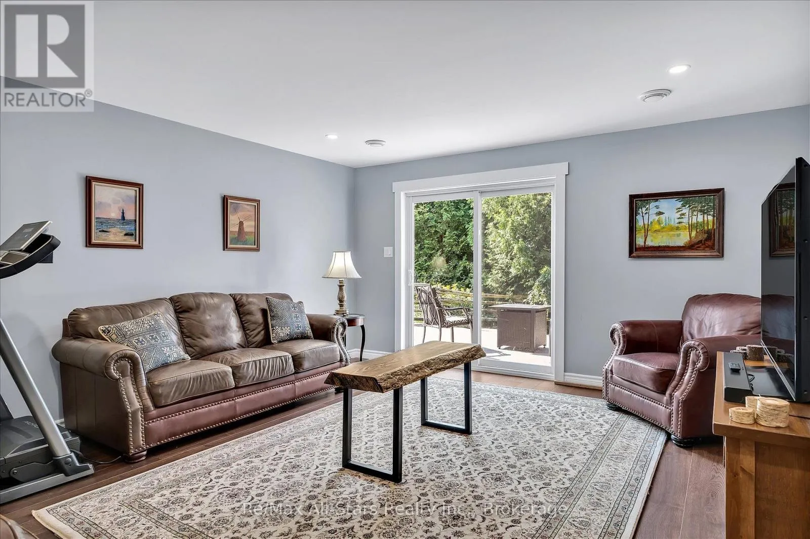 299 BARRY ROAD