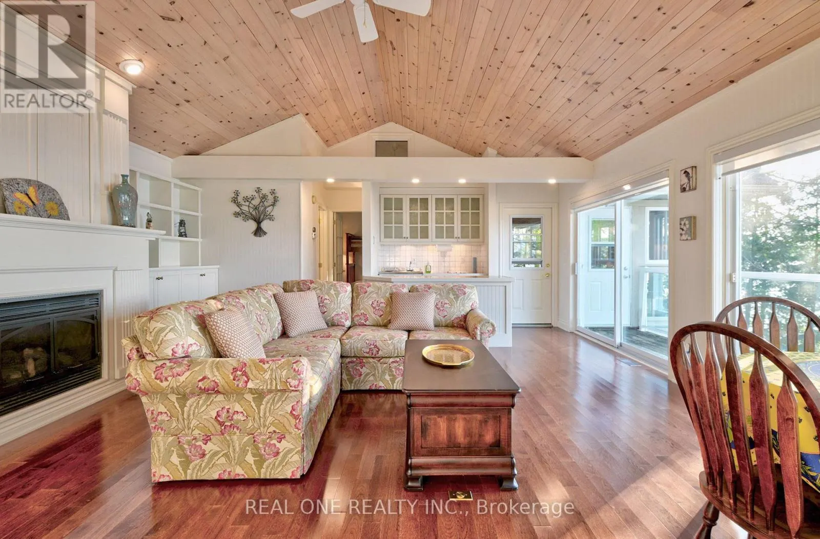 3013 MUSKOKA ROAD 117