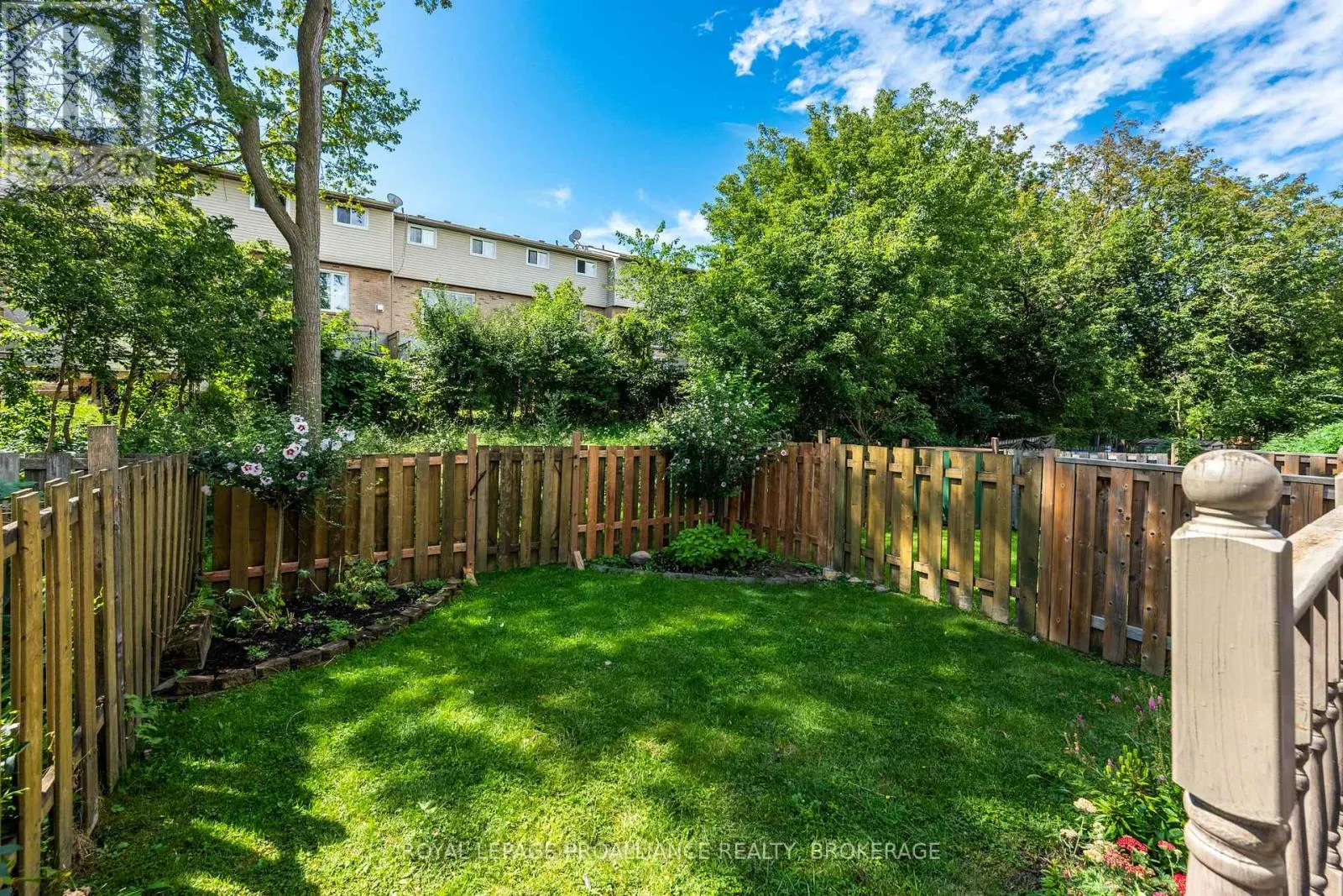 46 ROSEMUND CRESCENT
