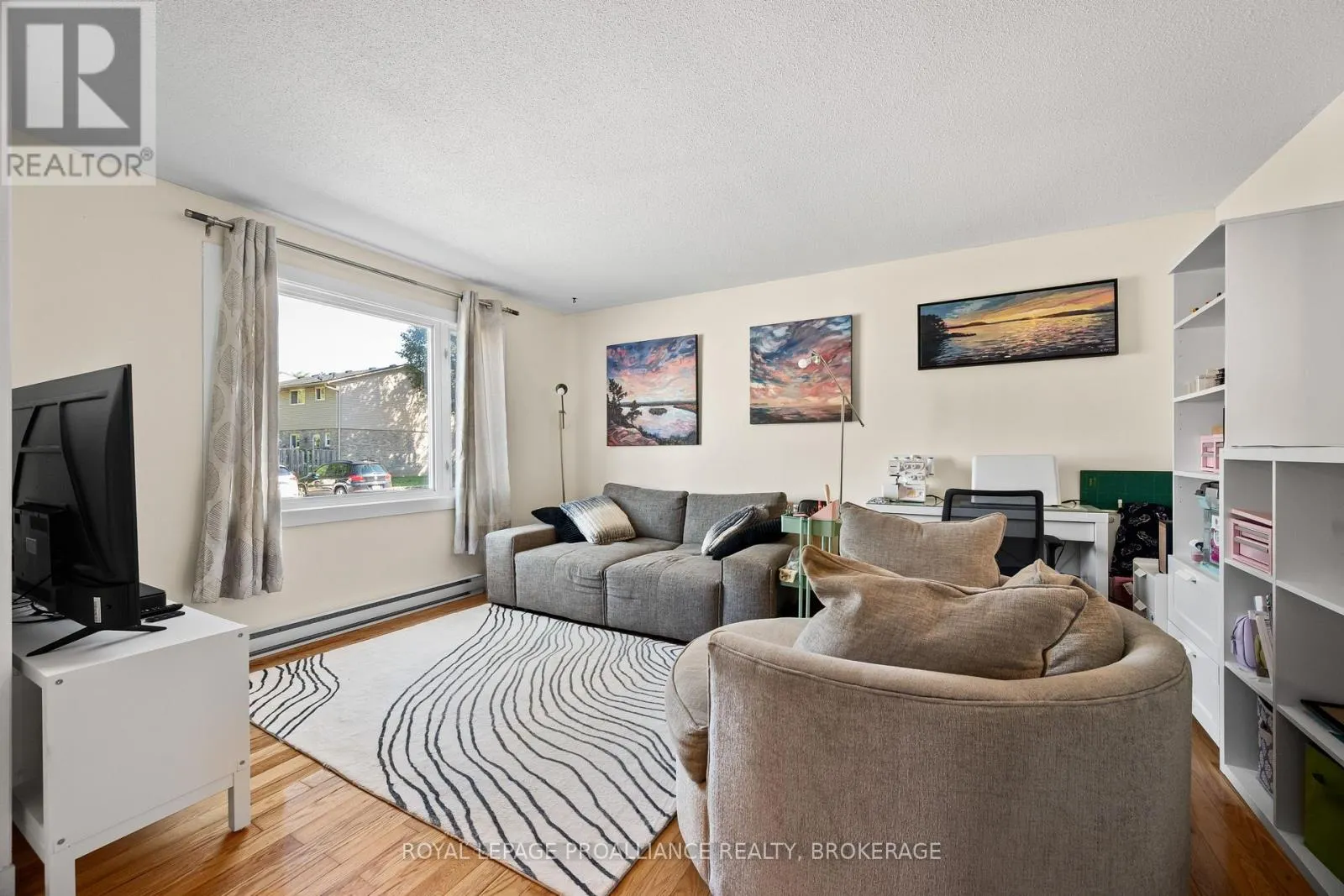 46 ROSEMUND CRESCENT