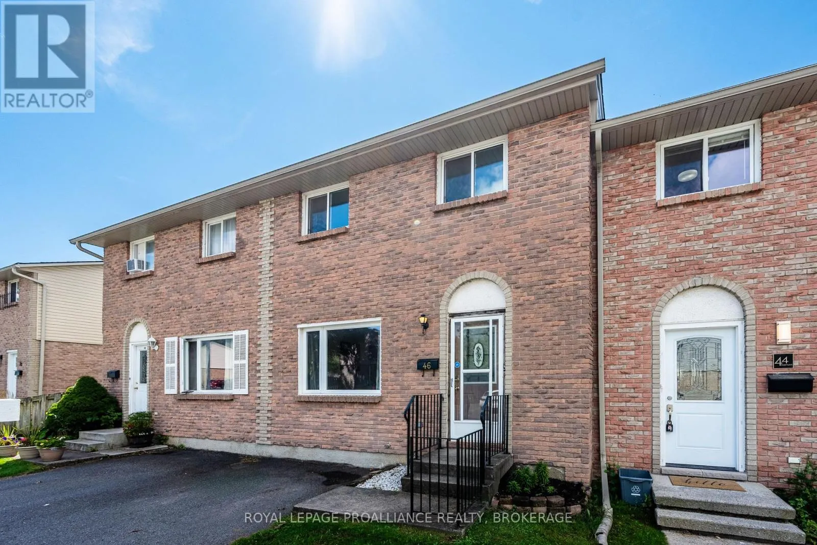 46 ROSEMUND CRESCENT