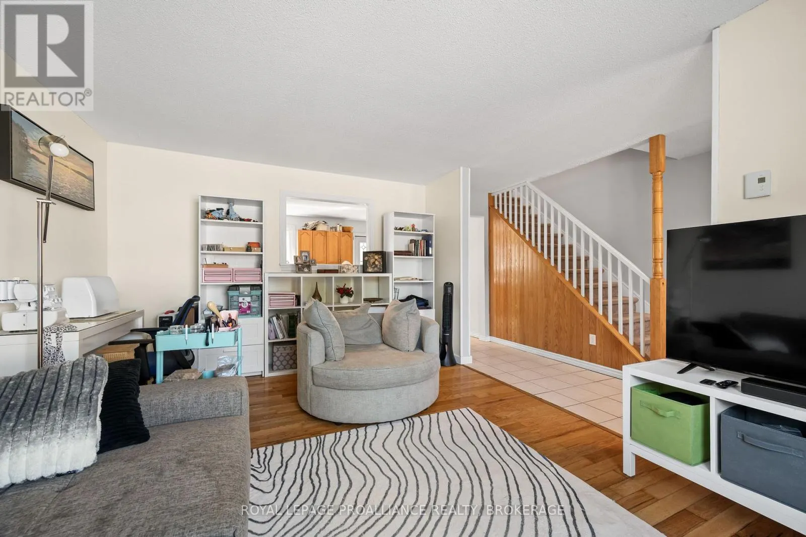 46 ROSEMUND CRESCENT