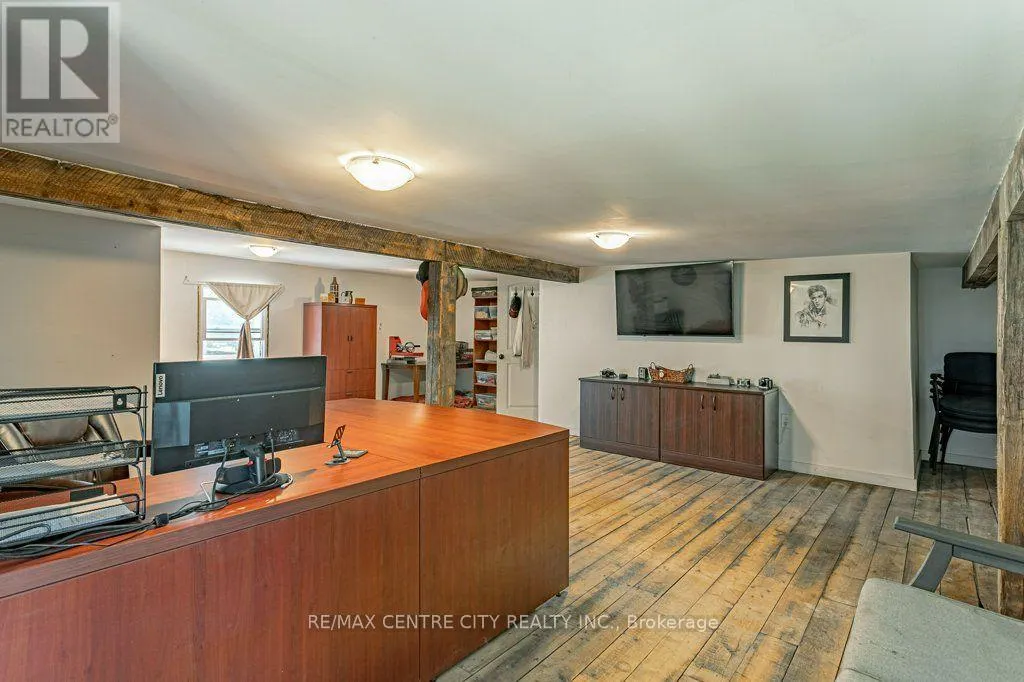 594443 HIGHWAY 59 ROAD