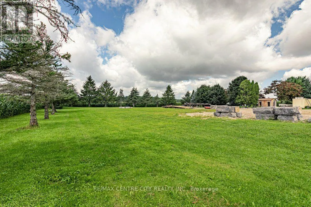 594443 HIGHWAY 59 ROAD