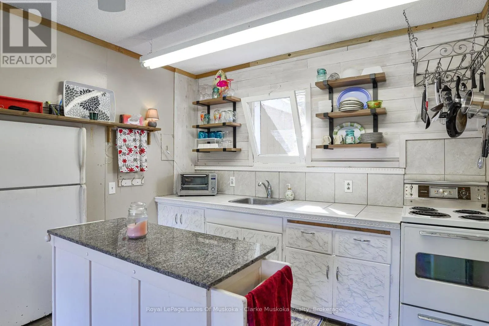 38 ISLAND 130 SEVERN RIVER