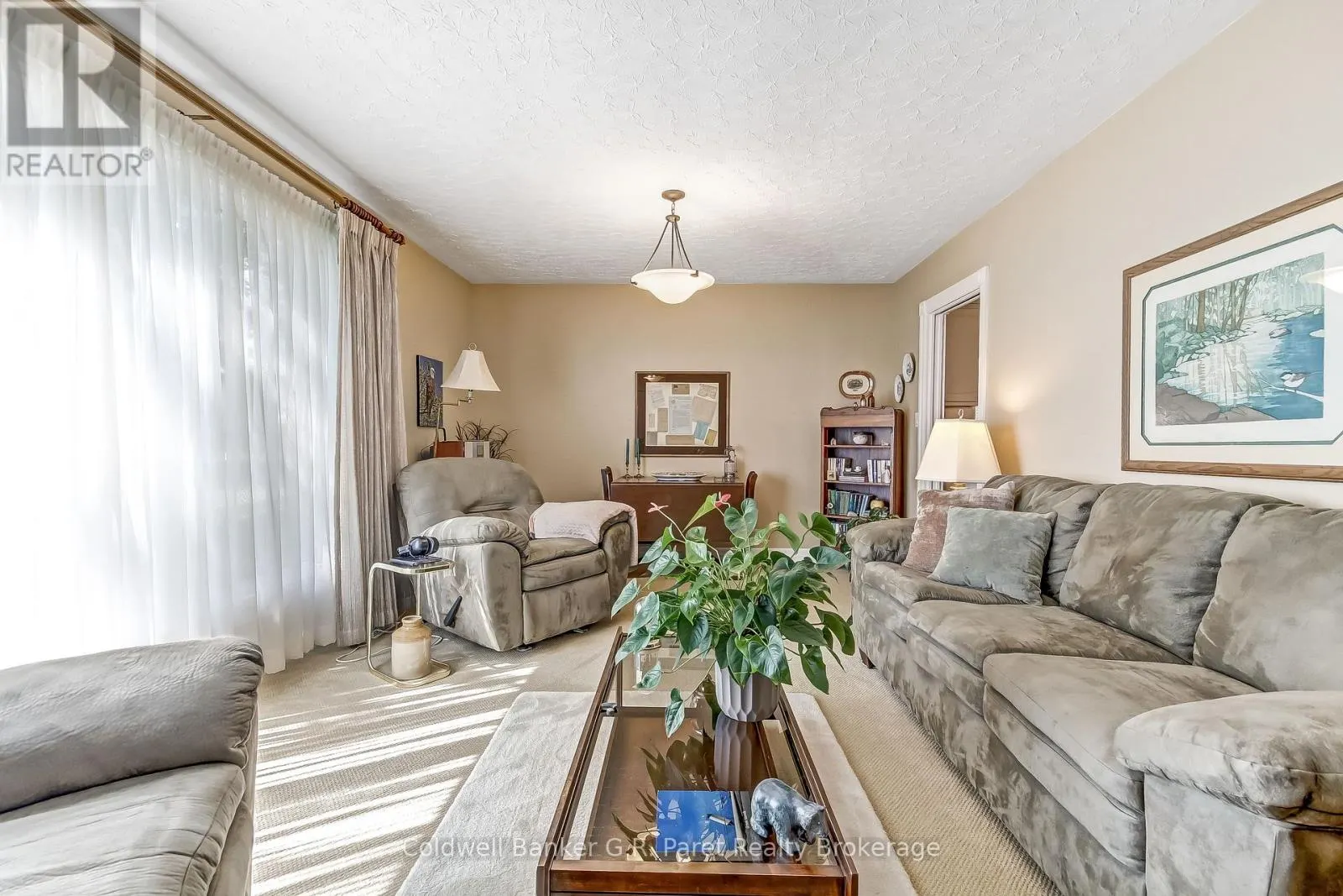 28 WOODCOCK DRIVE