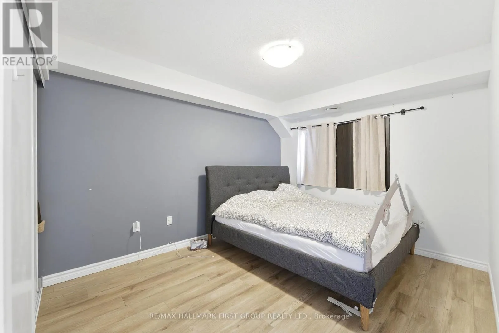 403 - 19 WATERFORD DRIVE