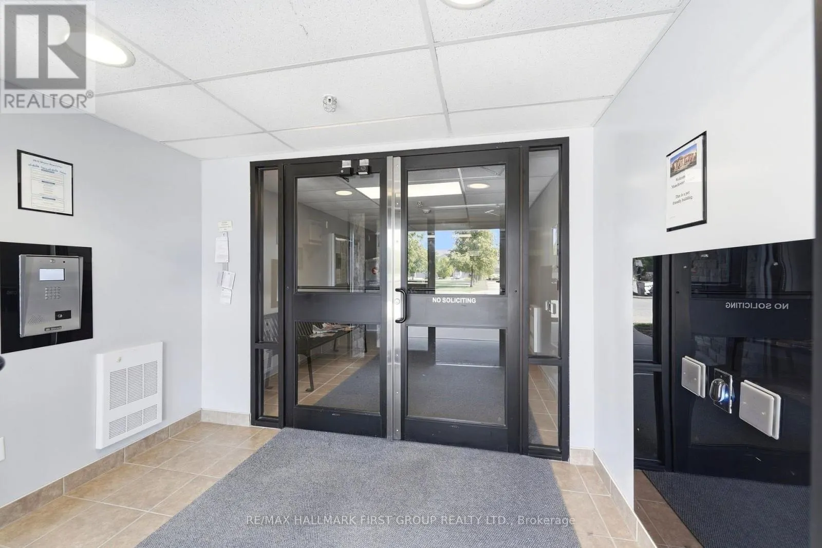 403 - 19 WATERFORD DRIVE