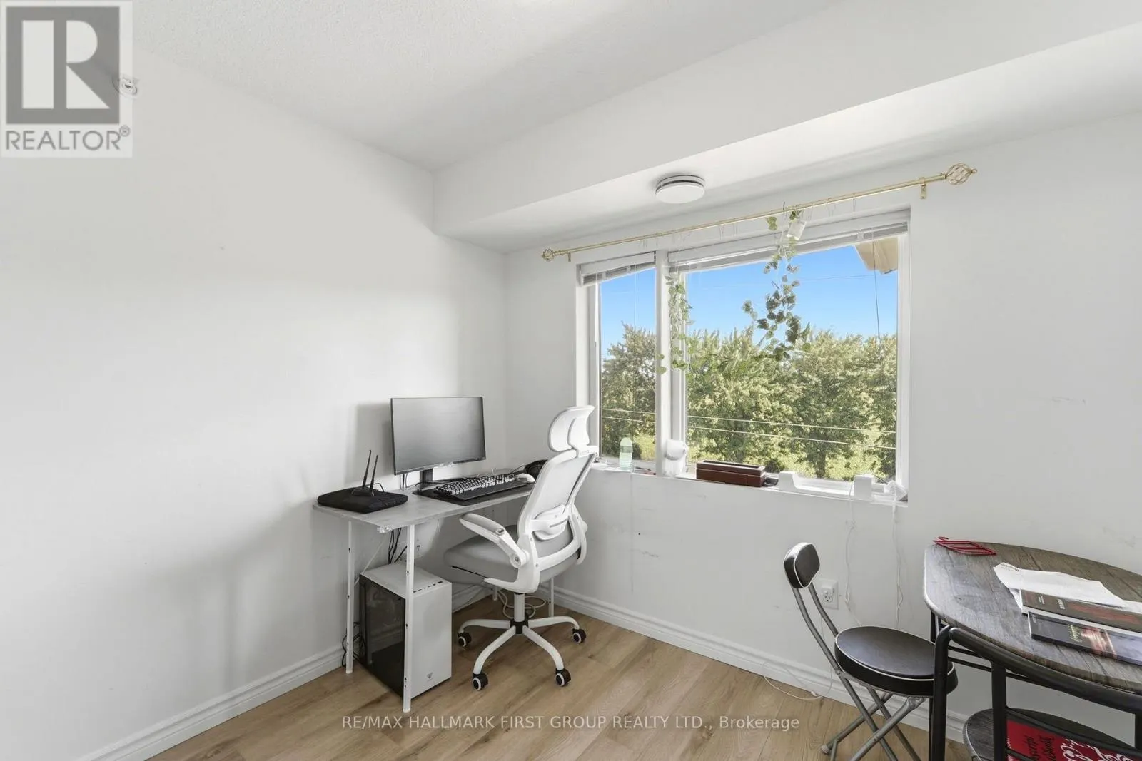403 - 19 WATERFORD DRIVE
