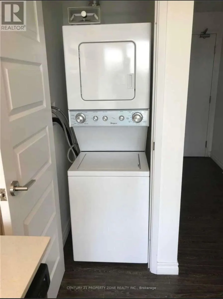 307 - 158 KING STREET