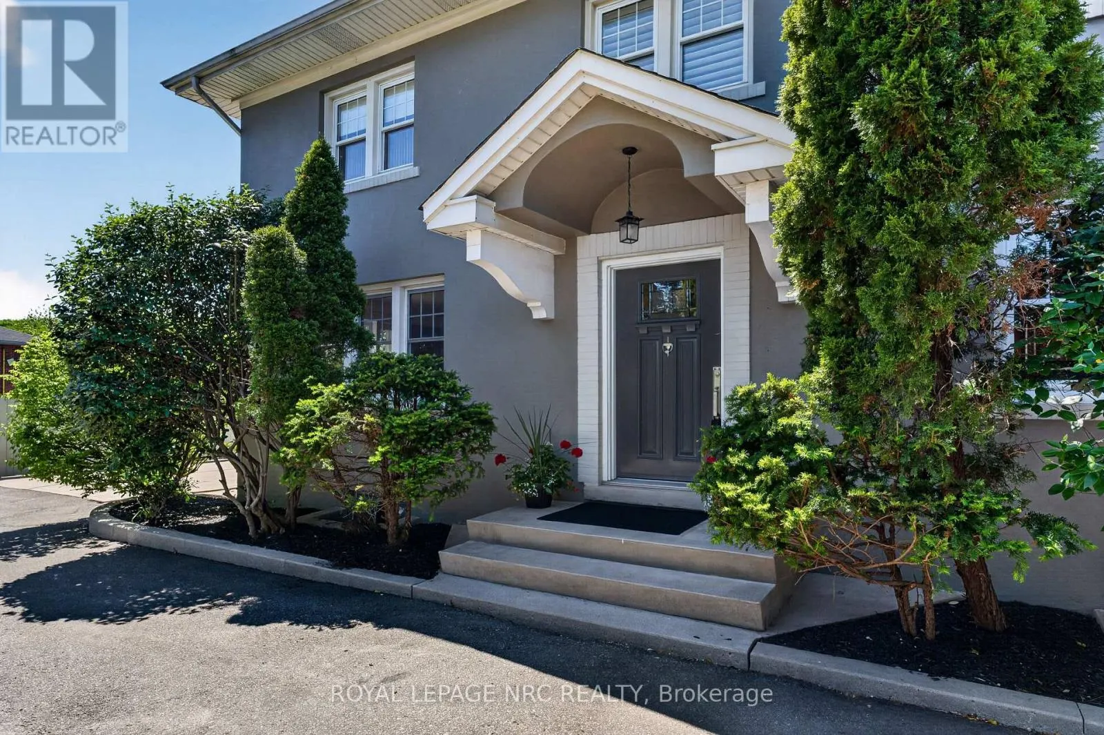 260 MAIN STREET E