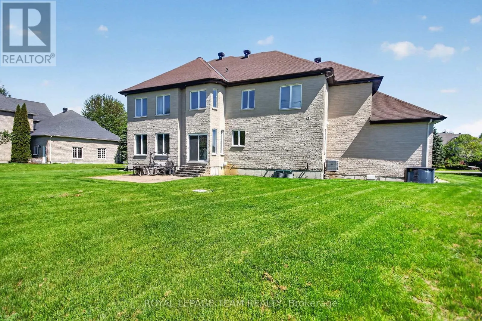 5472 WICKLOW DRIVE