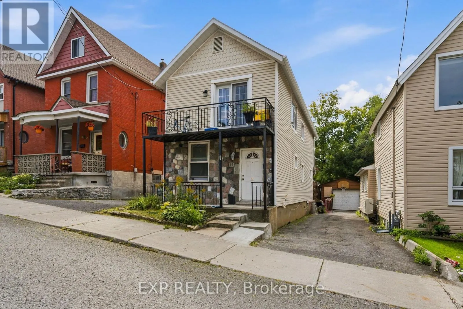 84 ANDERSON STREET