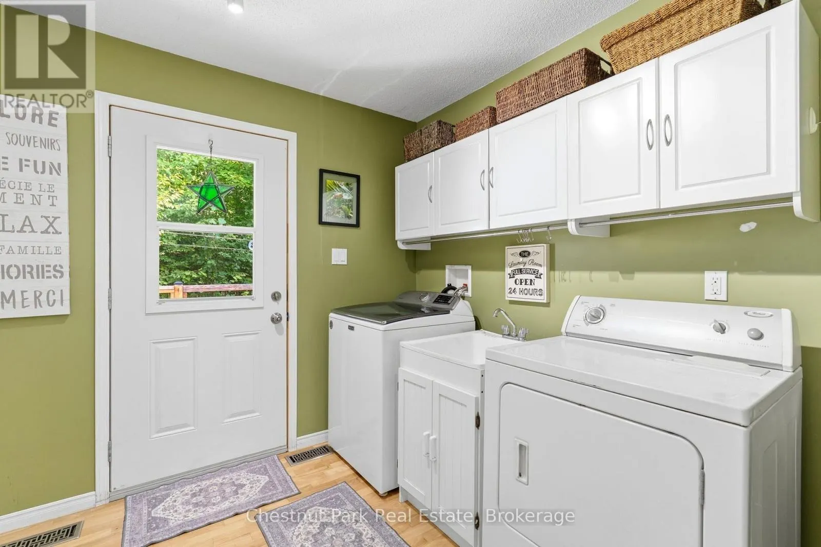 521 OLD MUSKOKA ROAD