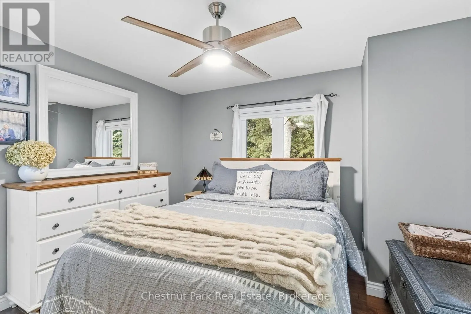 521 OLD MUSKOKA ROAD