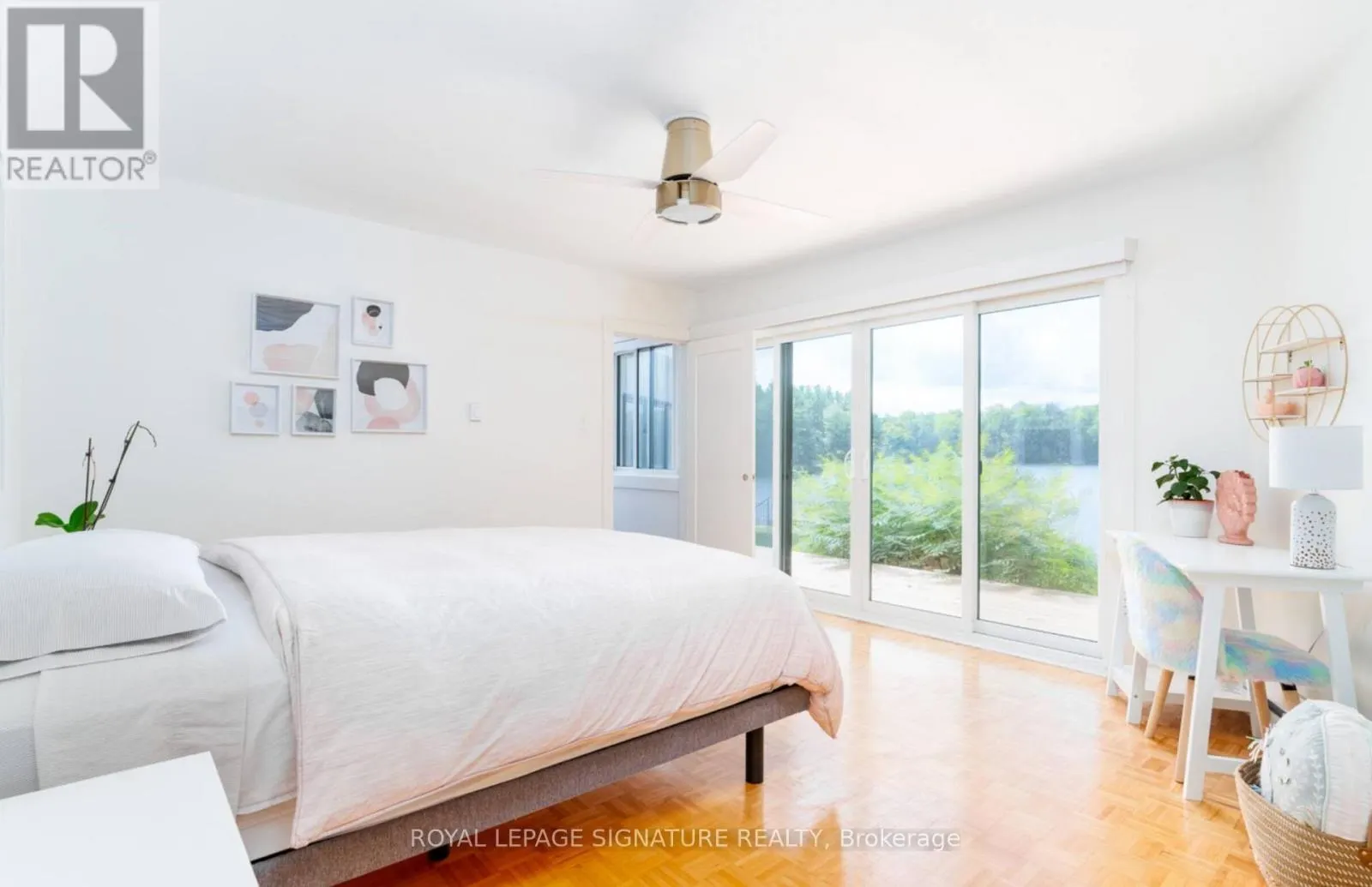 1018 CLEARWATER SHORES BOULEVARD