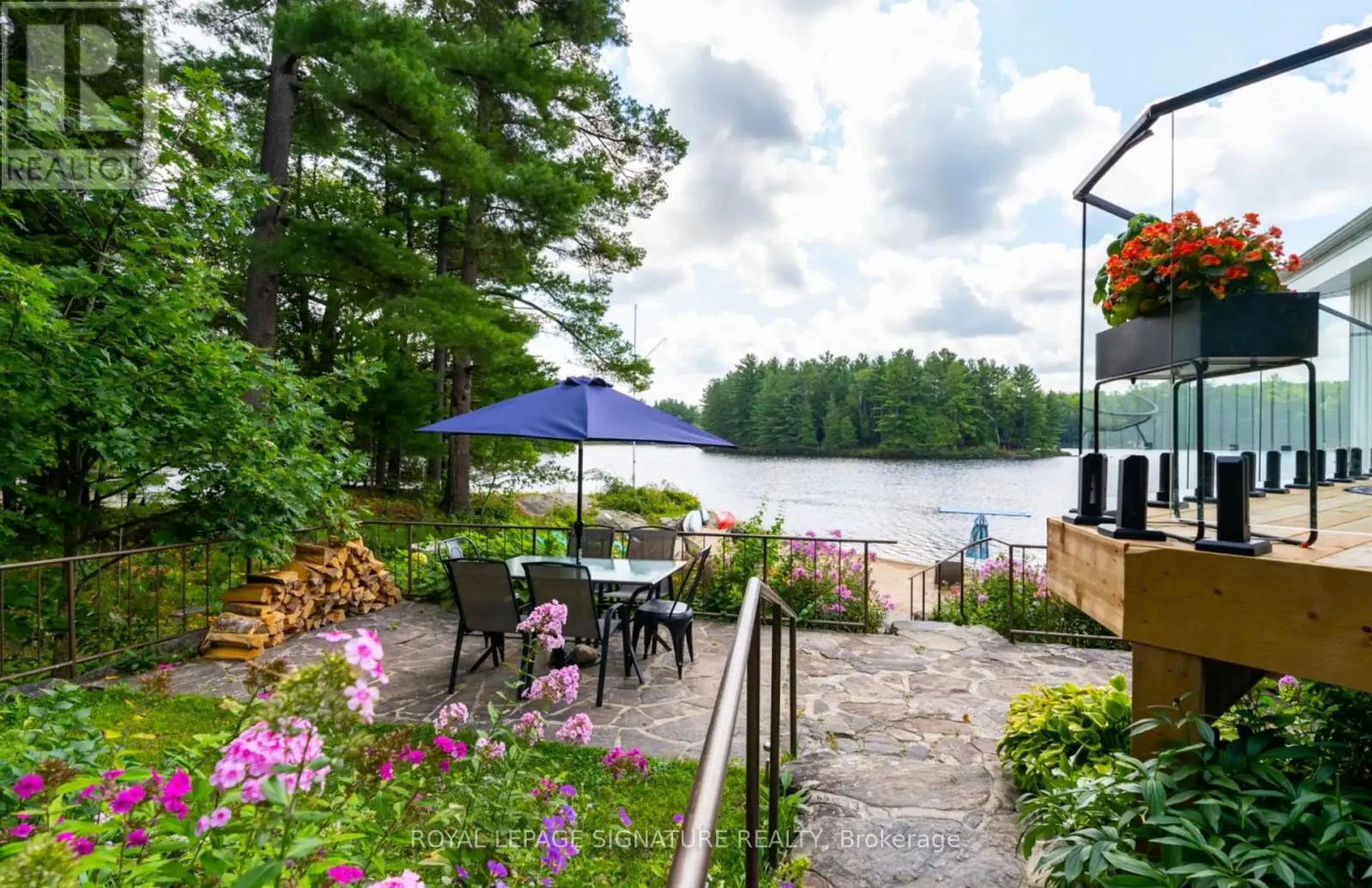 1018 CLEARWATER SHORES BOULEVARD