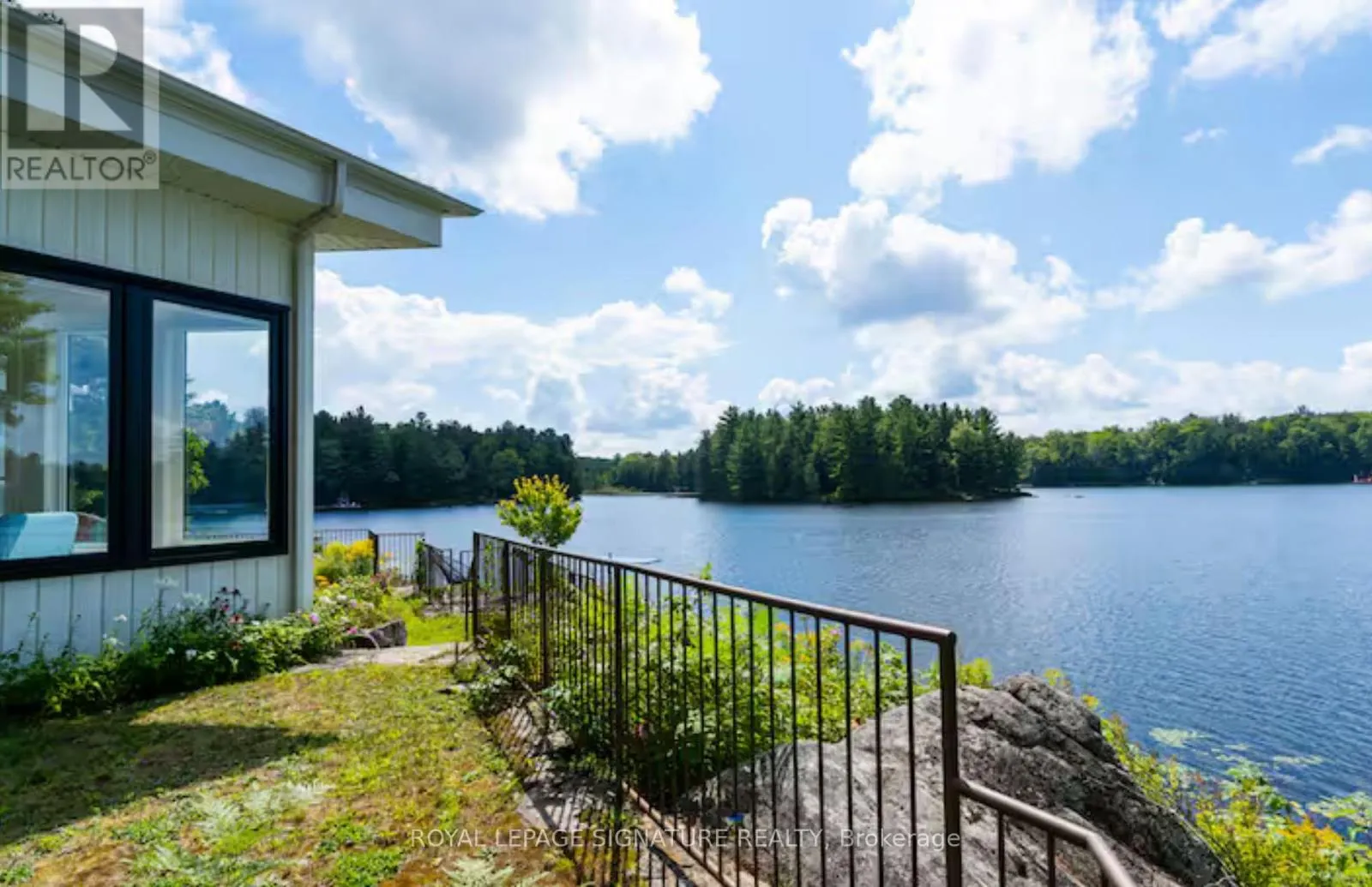 1018 CLEARWATER SHORES BOULEVARD