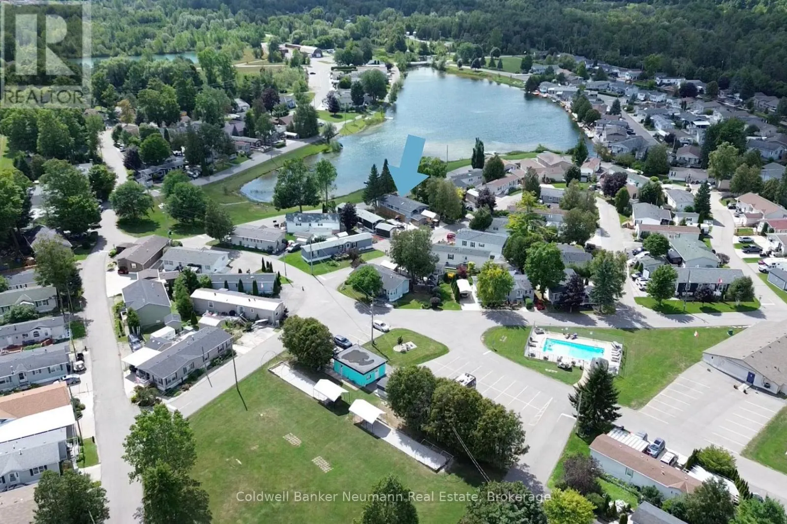 41 TRILLIUM BEACH DRIVE PVT DRIVE